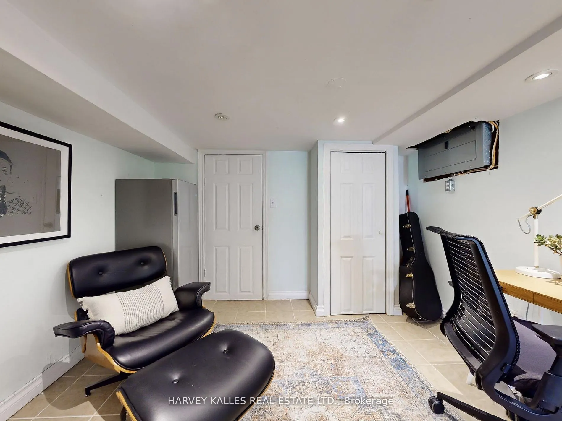 211 Rosemount Avenue