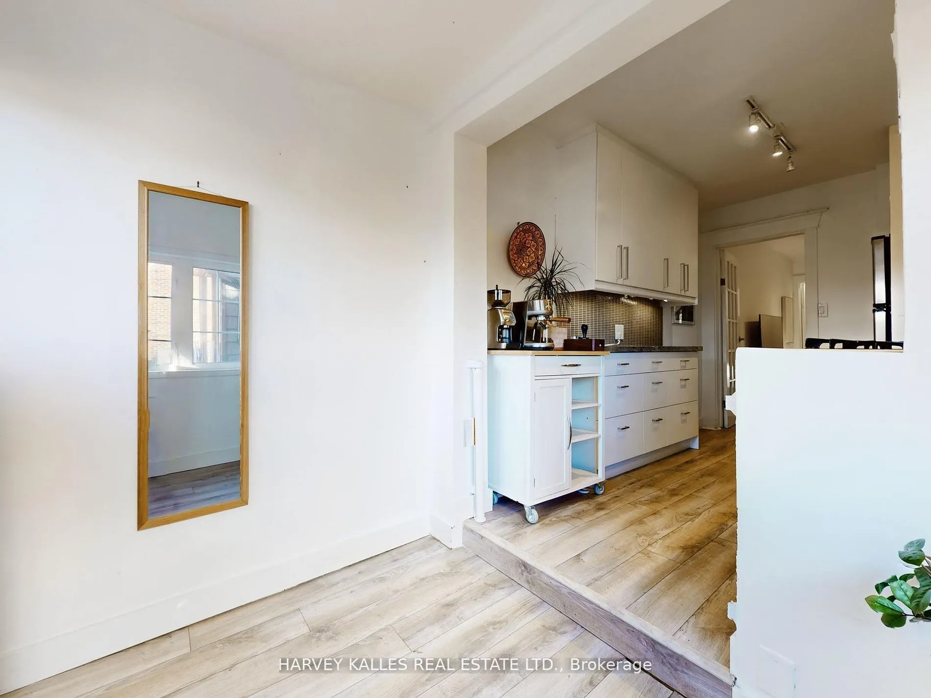 211 Rosemount Avenue