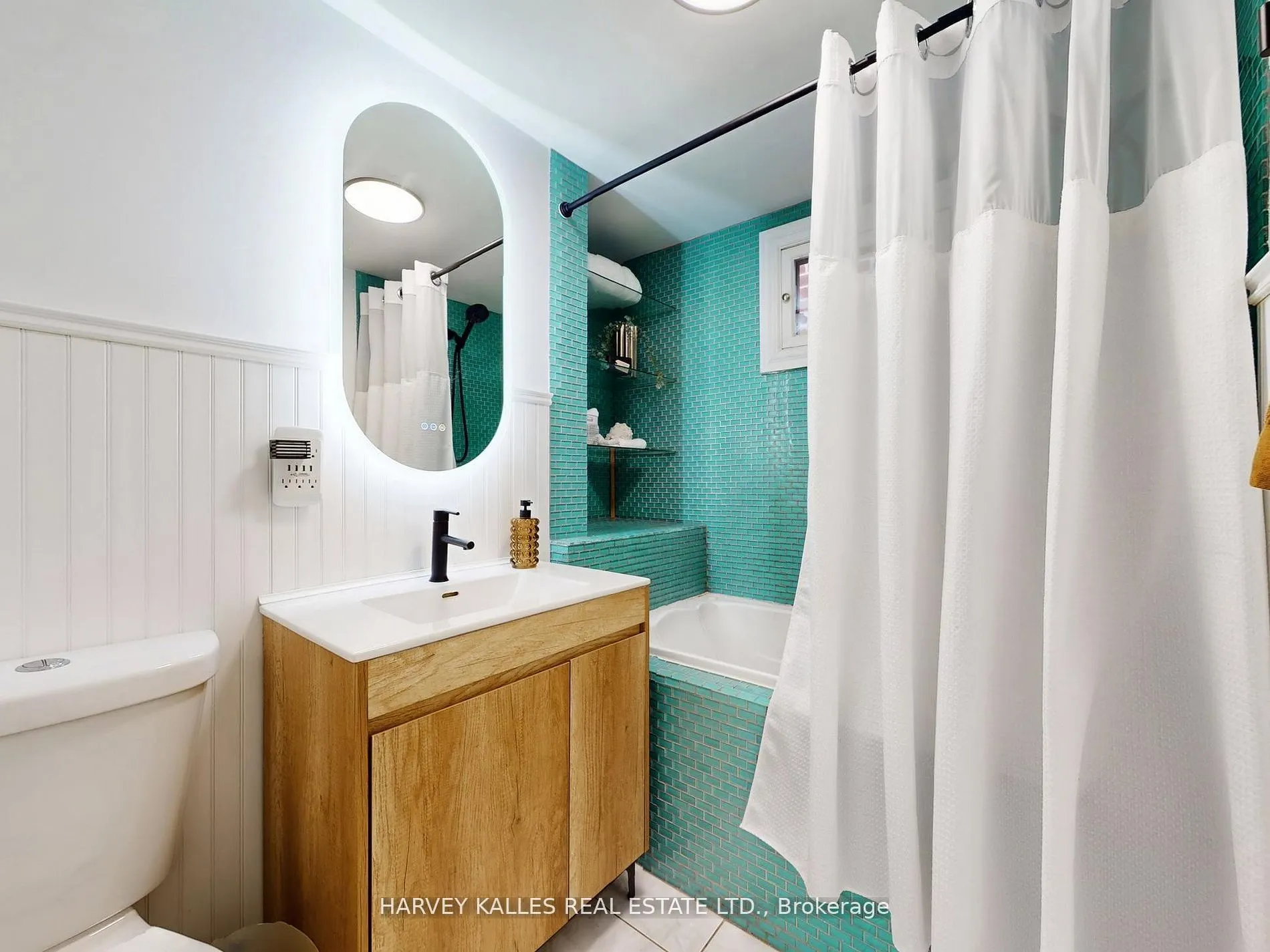 211 Rosemount Avenue