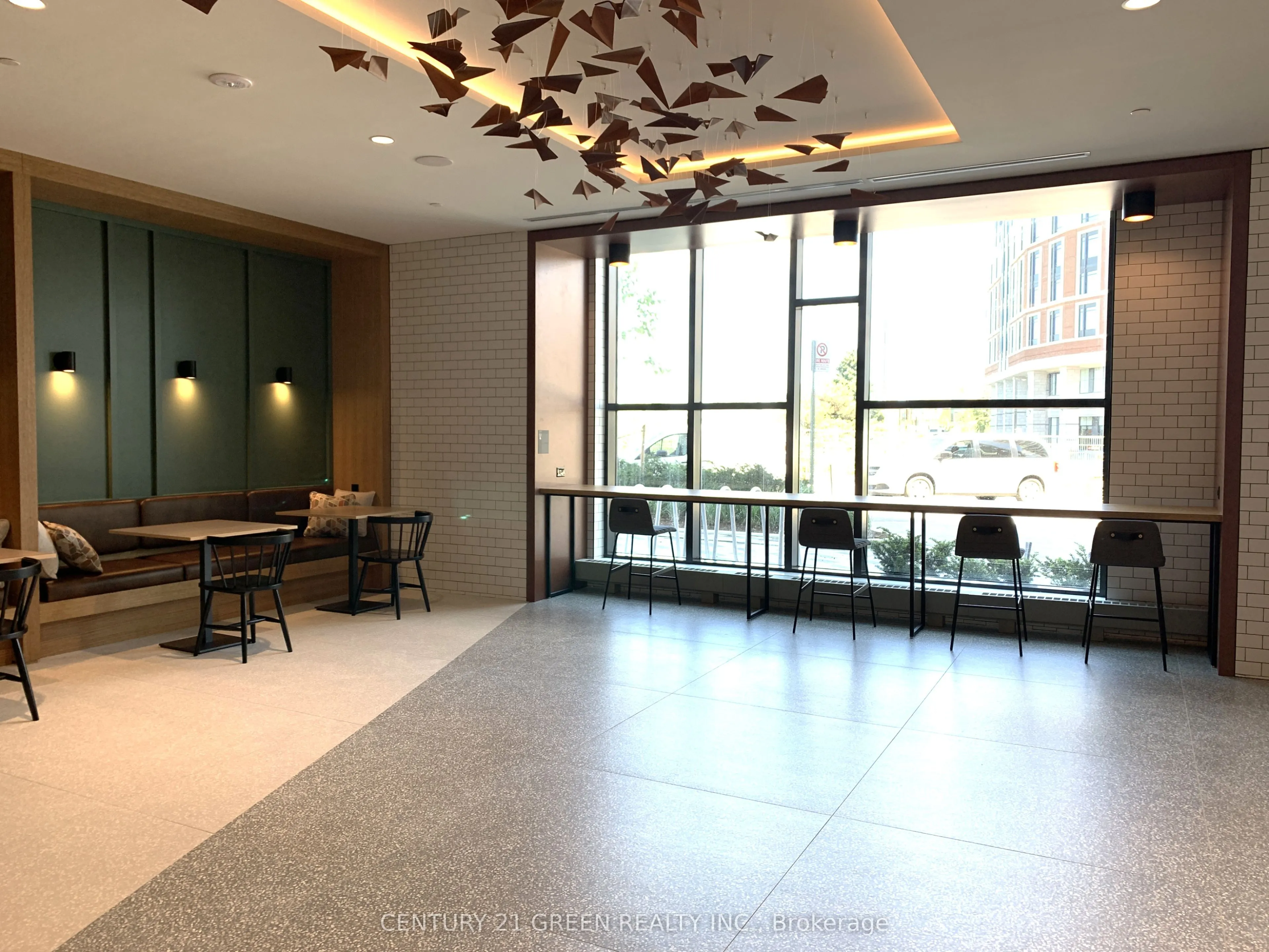 2495 Eglinton Avenue W, #2013