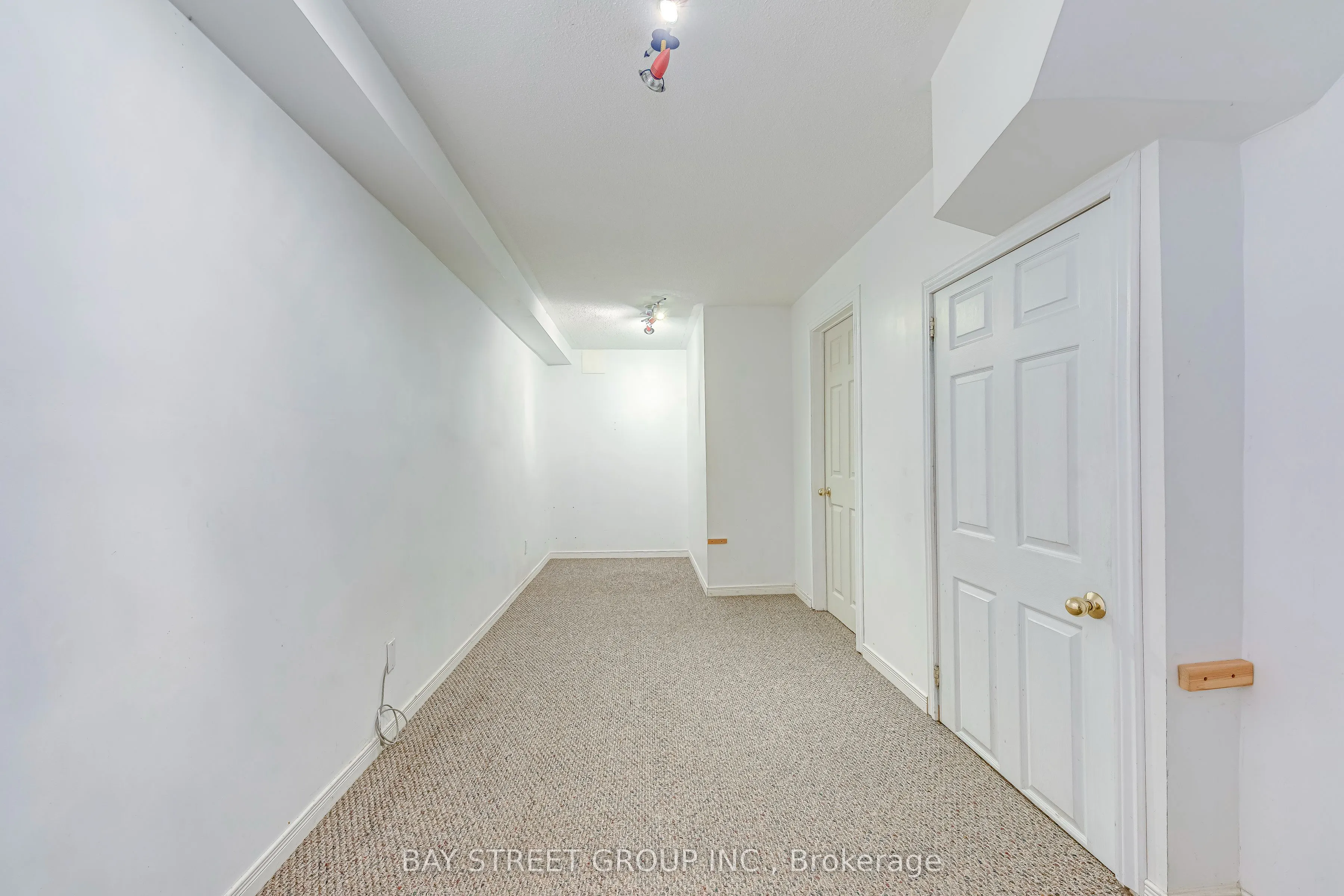 5260 Mcfarren Boulevard, #102