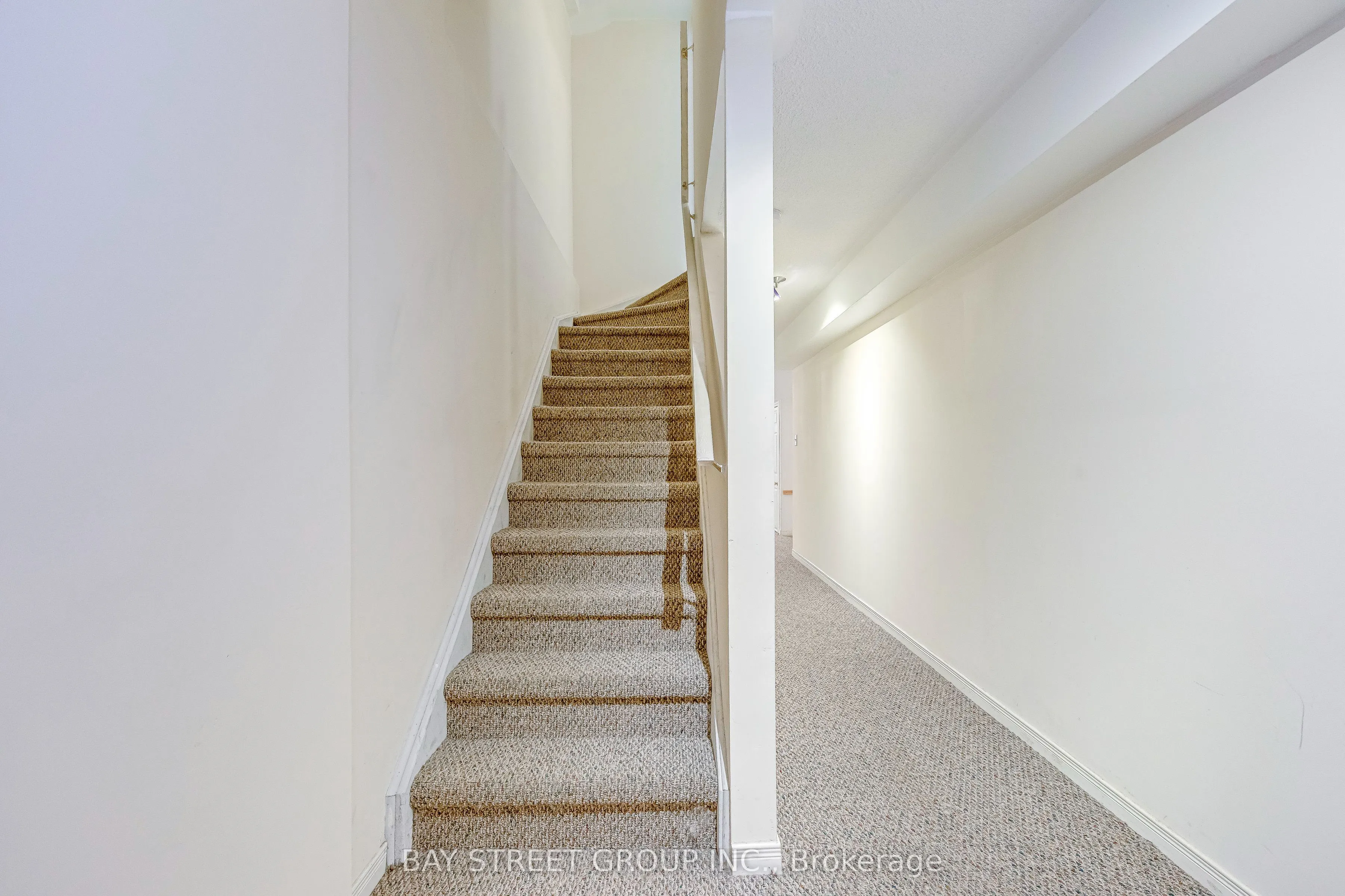 5260 Mcfarren Boulevard, #102