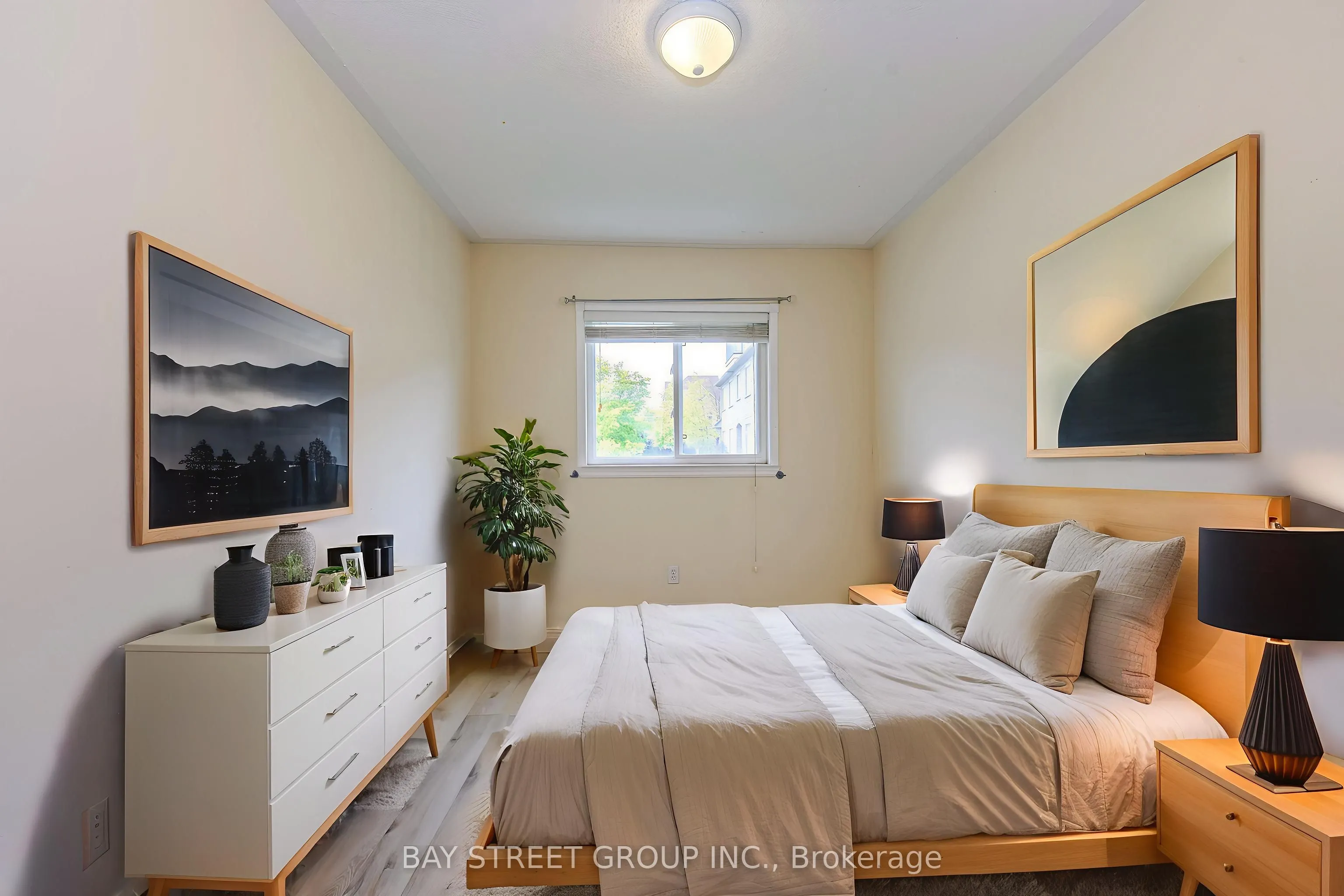 5260 Mcfarren Boulevard, #102