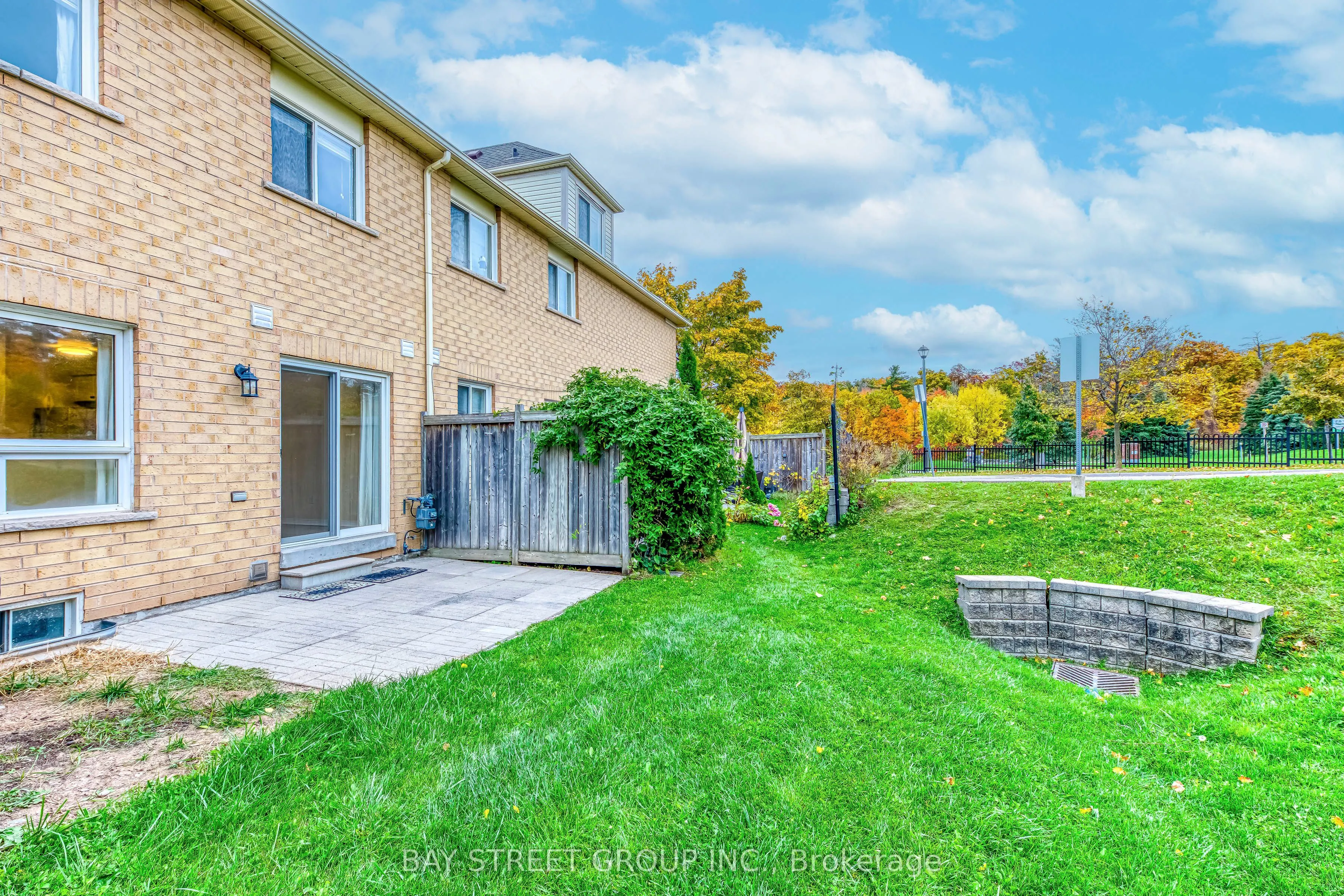 5260 Mcfarren Boulevard, #102