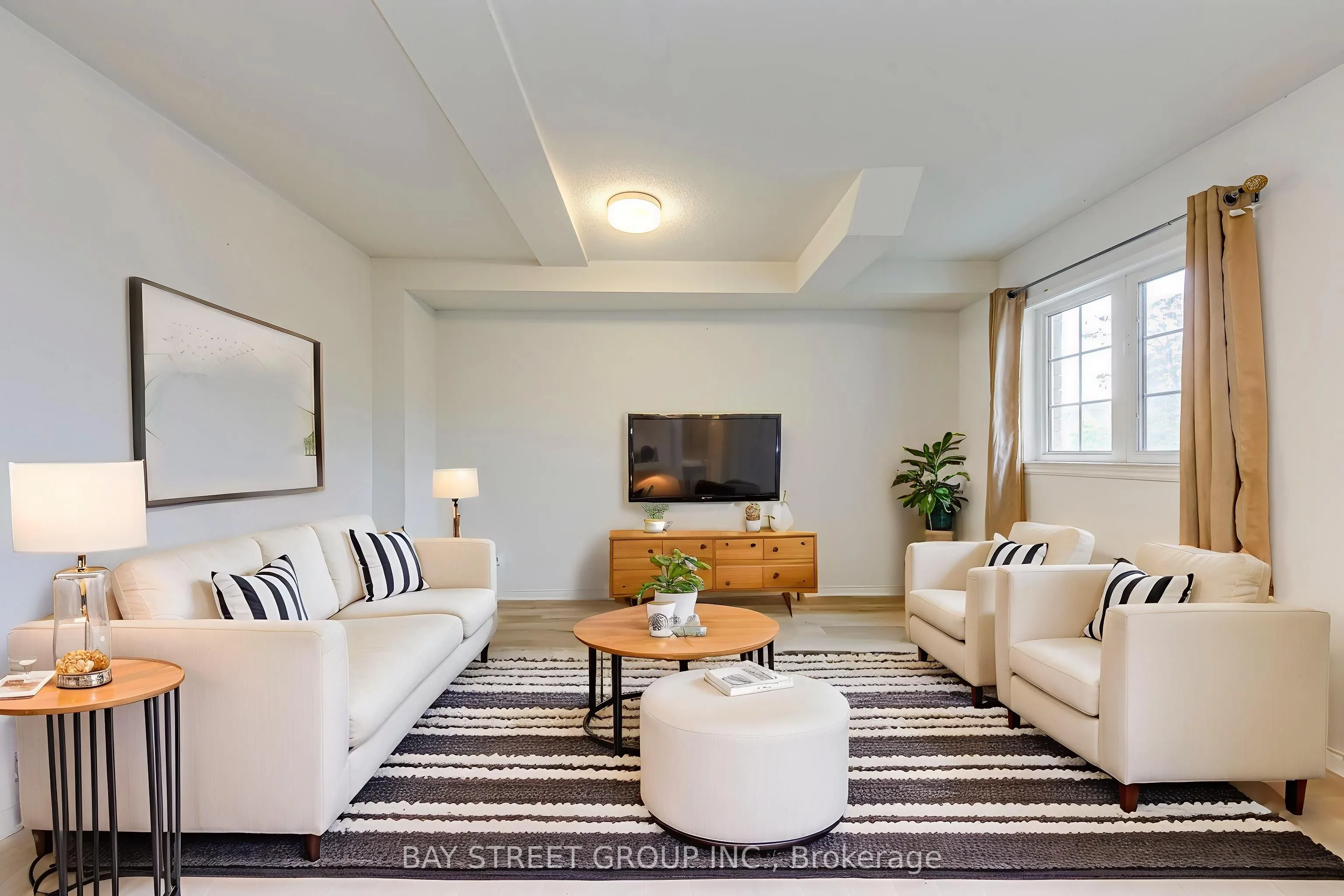 5260 Mcfarren Boulevard, #102