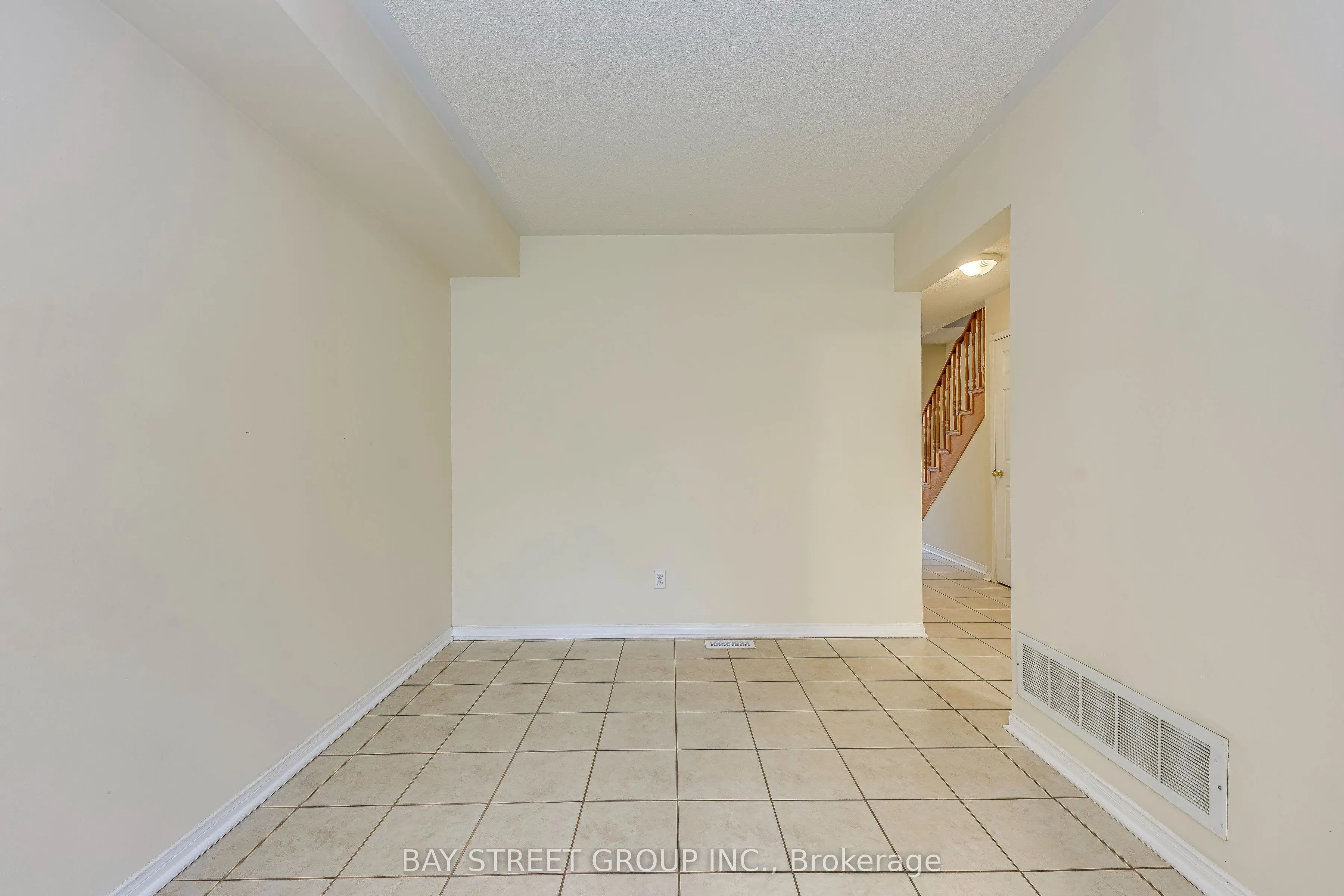 5260 Mcfarren Boulevard, #102