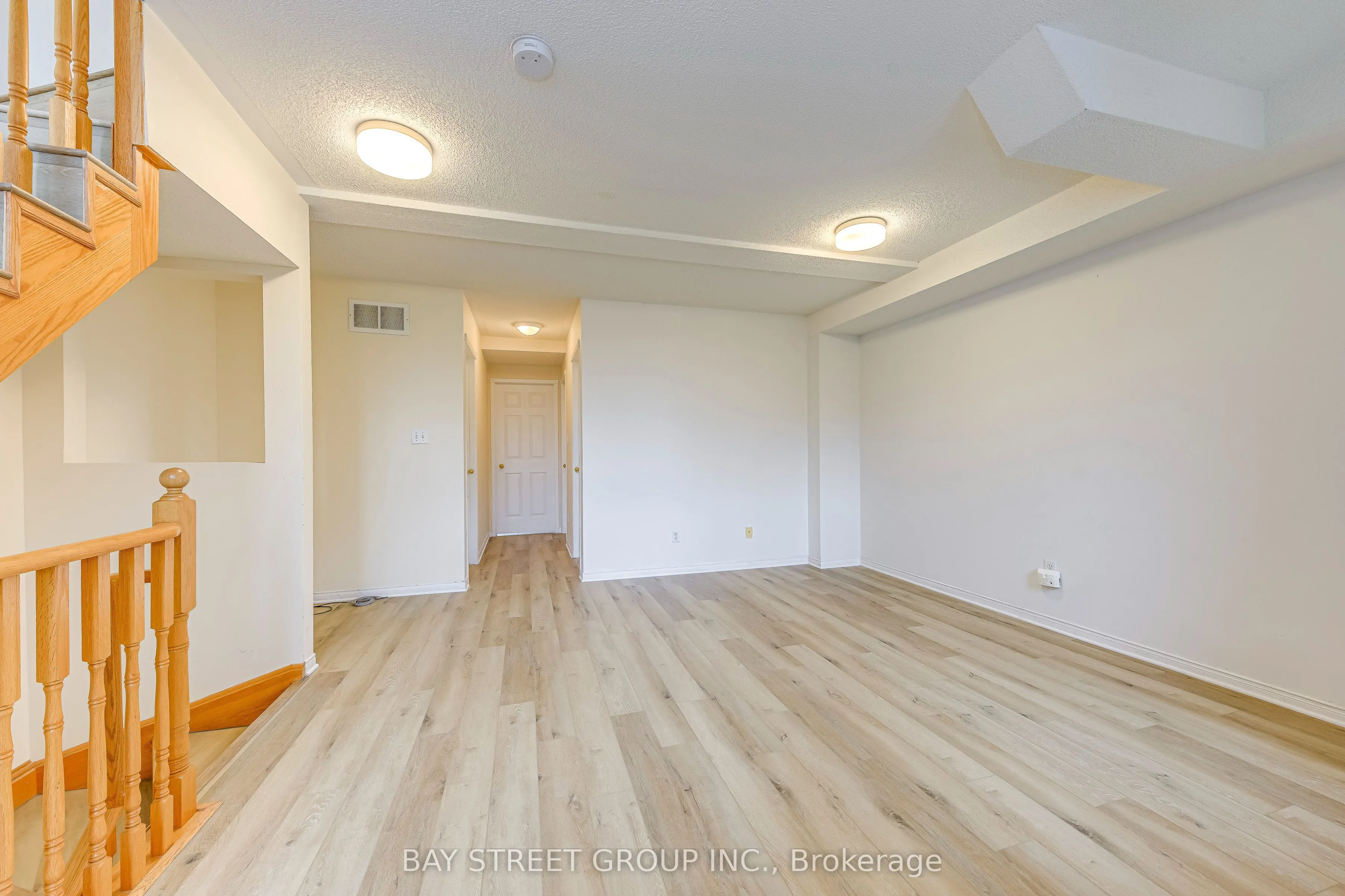 5260 Mcfarren Boulevard, #102