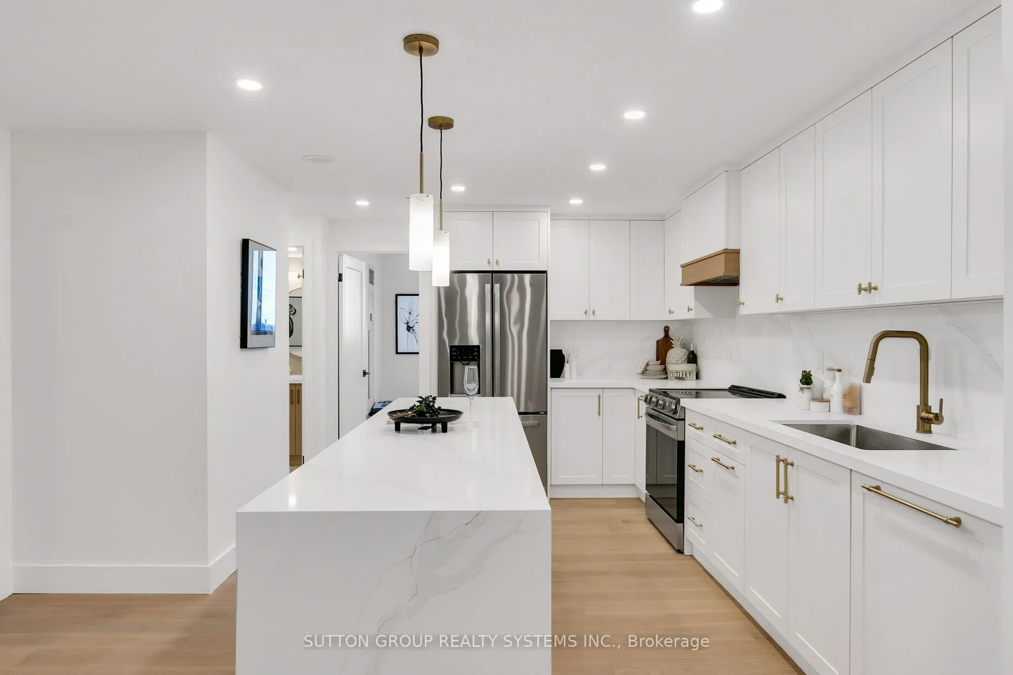 820 Burnhamthorpe Road, #2107