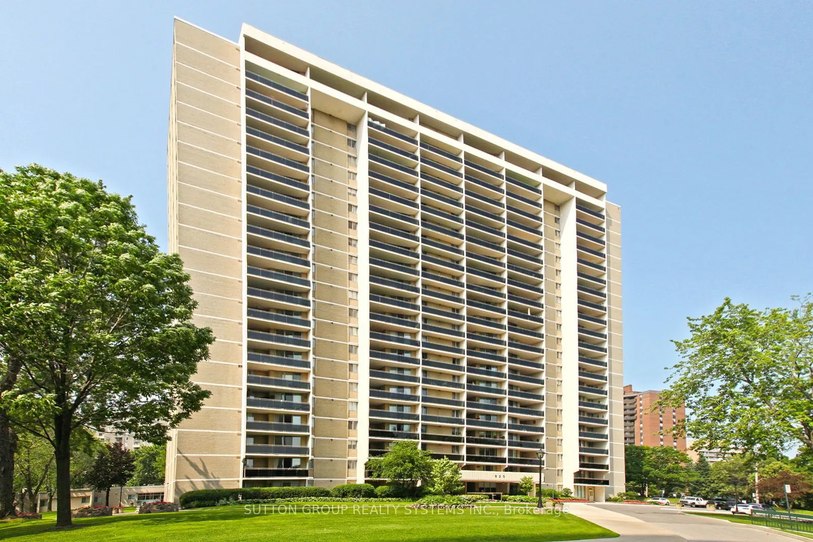 820 Burnhamthorpe Road, #2107