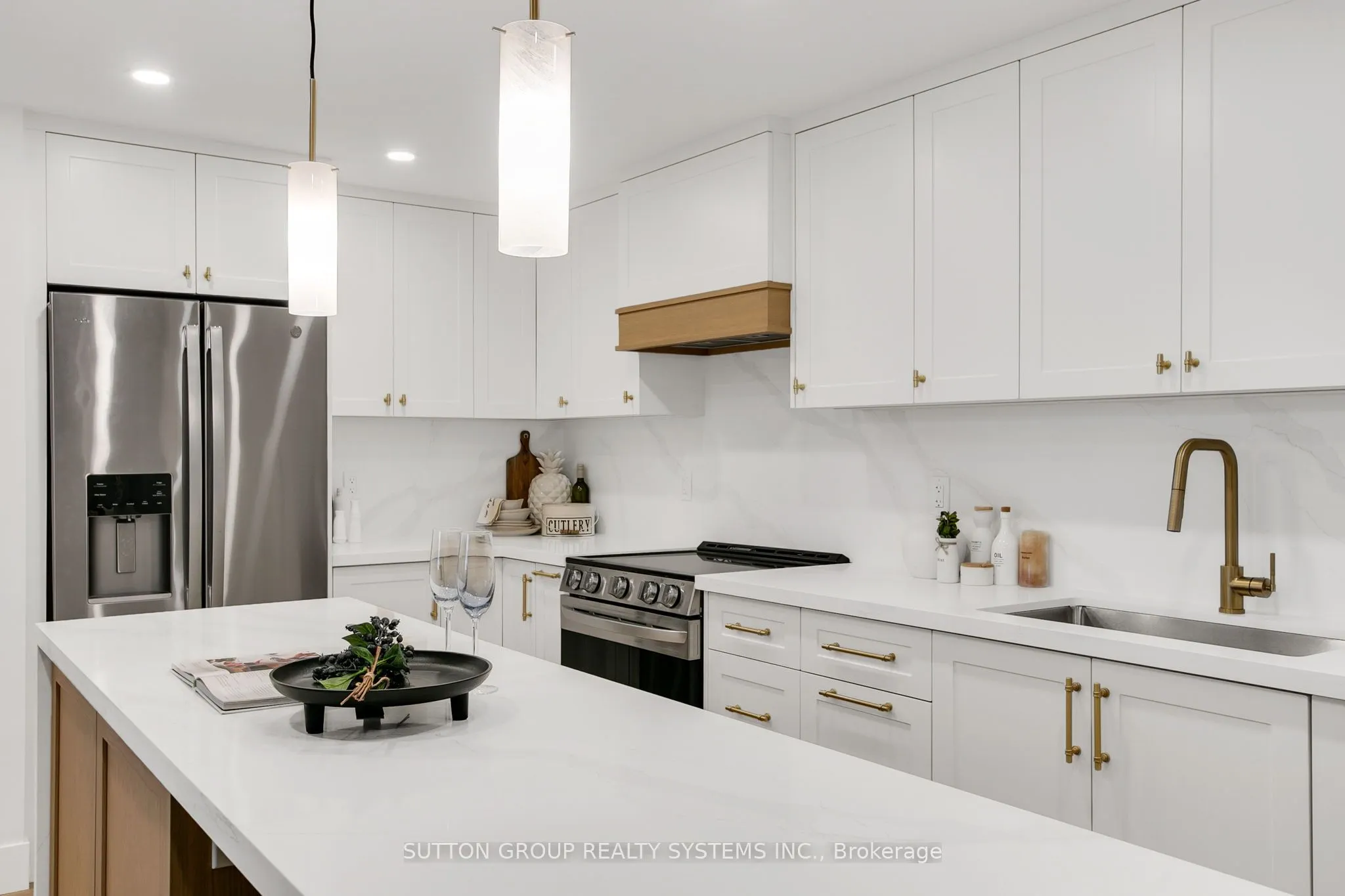 820 Burnhamthorpe Road, #2107