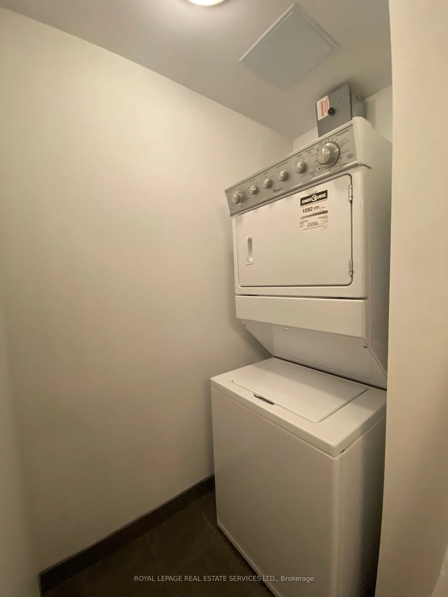 2490 Old Bronte Road, #303