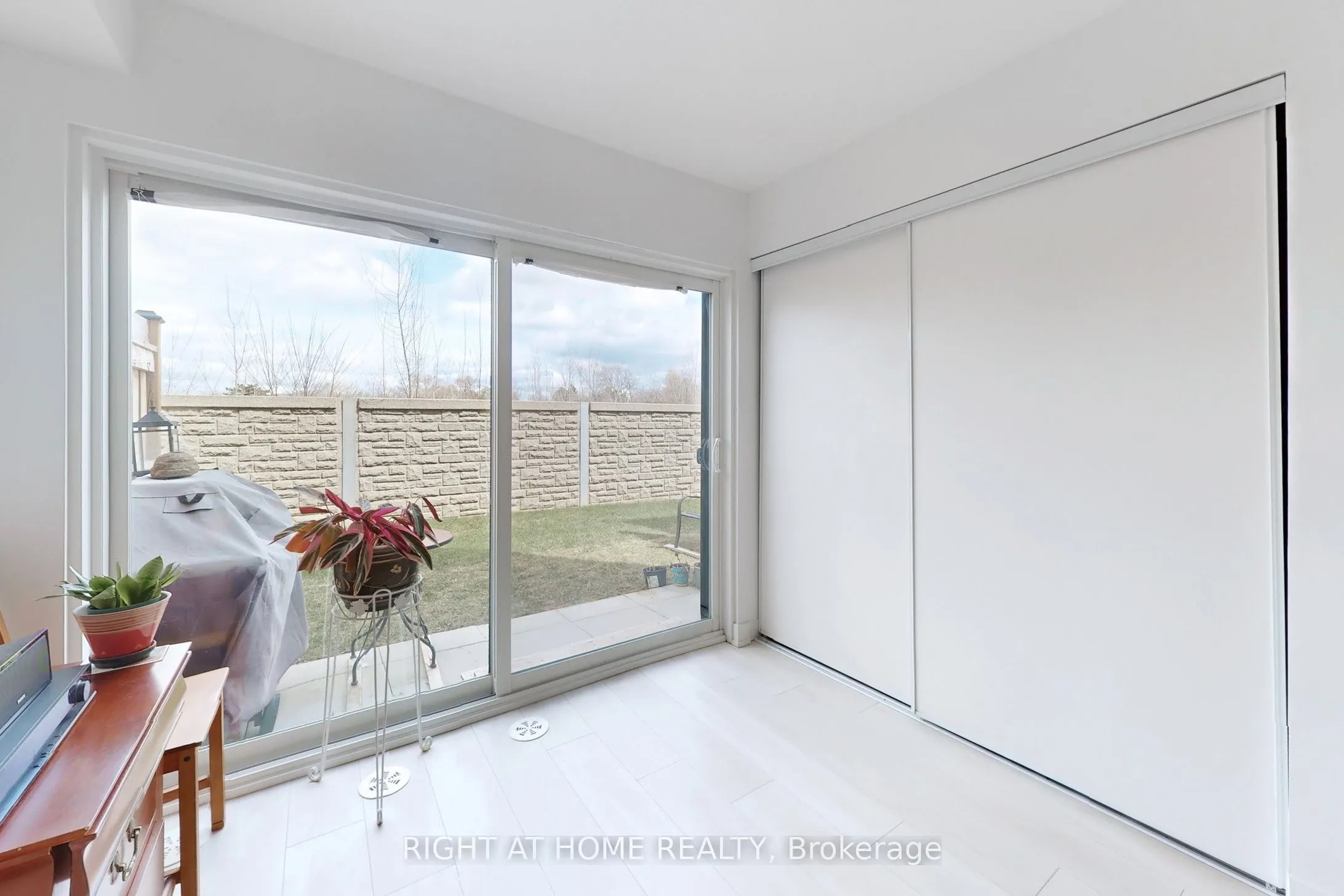 1121 Cooke Boulevard, #85