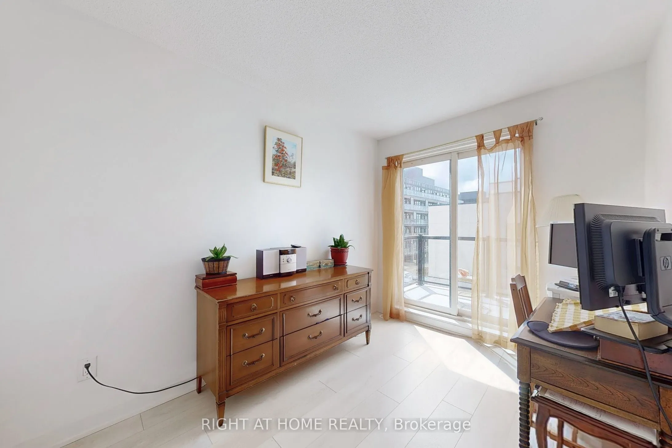 1121 Cooke Boulevard, #85