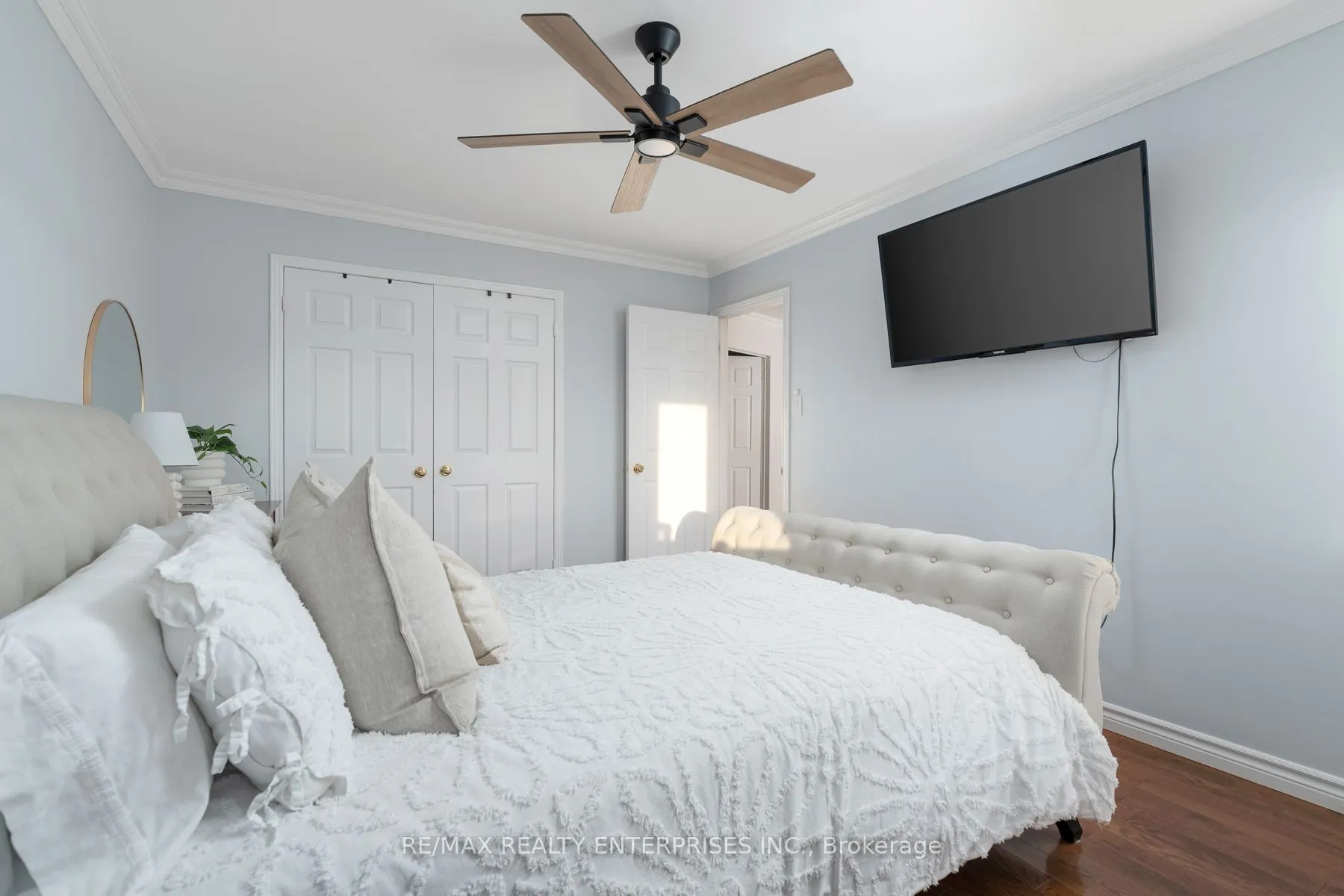 1101 Fieldstone Circle