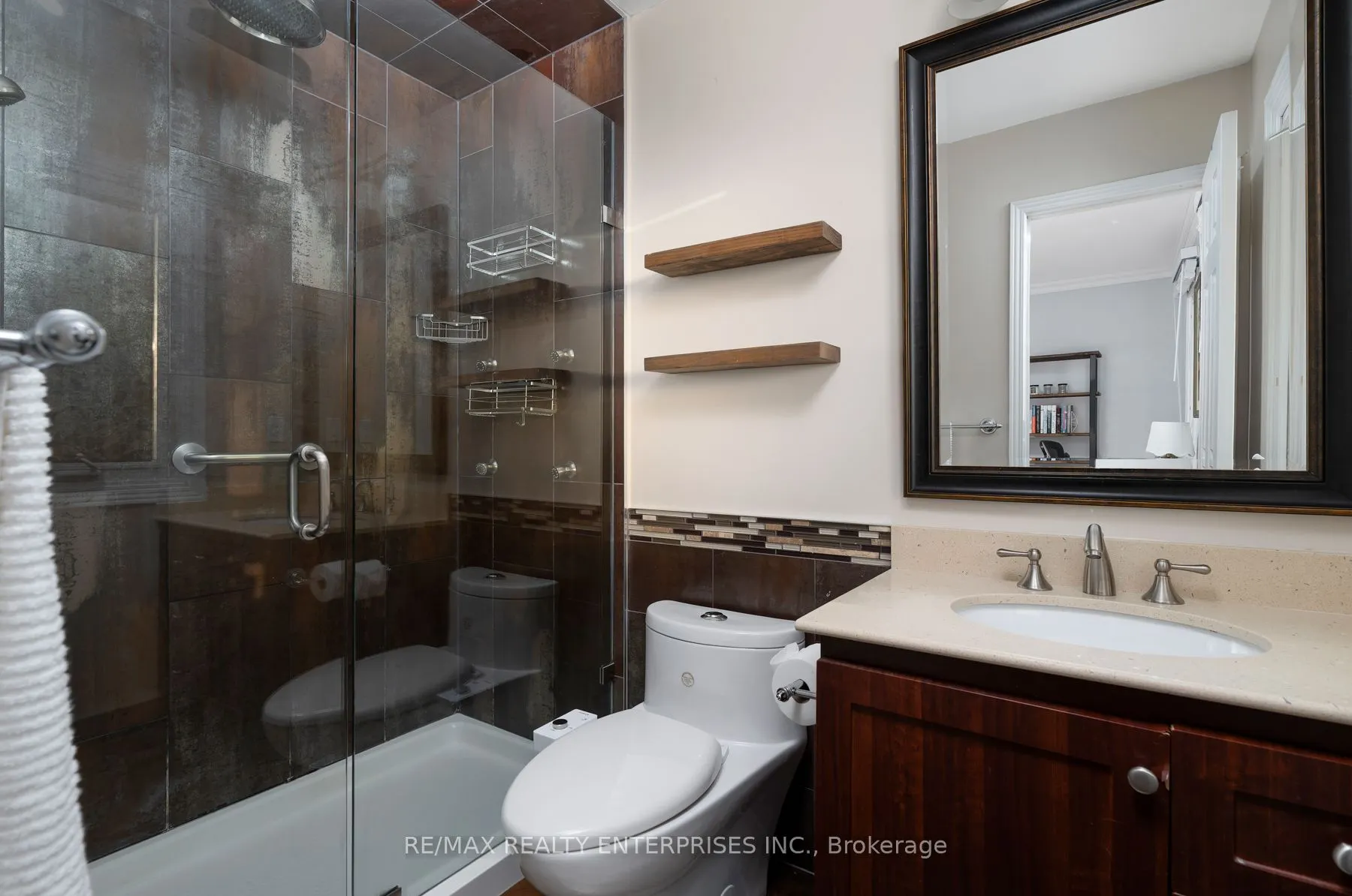 1101 Fieldstone Circle