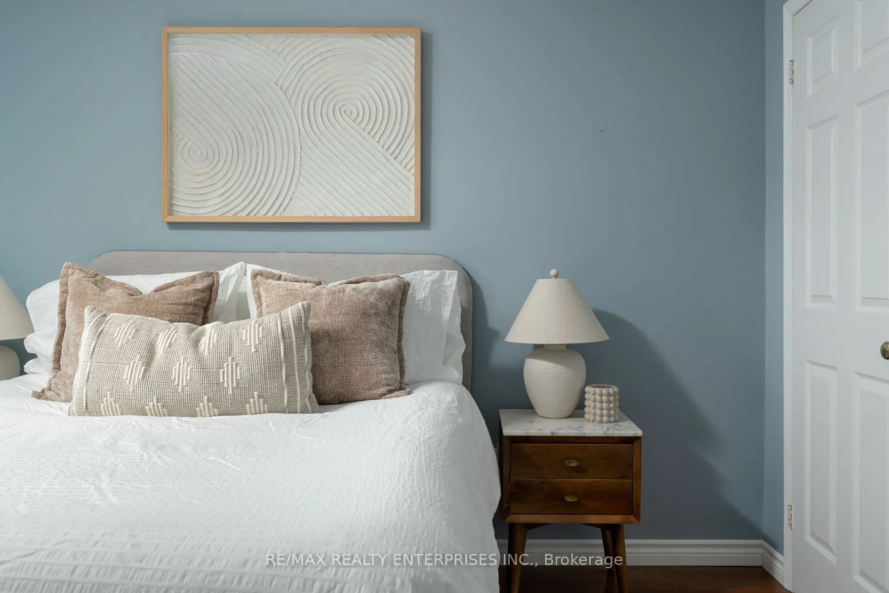 1101 Fieldstone Circle