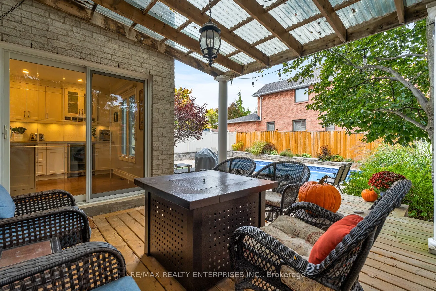 1101 Fieldstone Circle