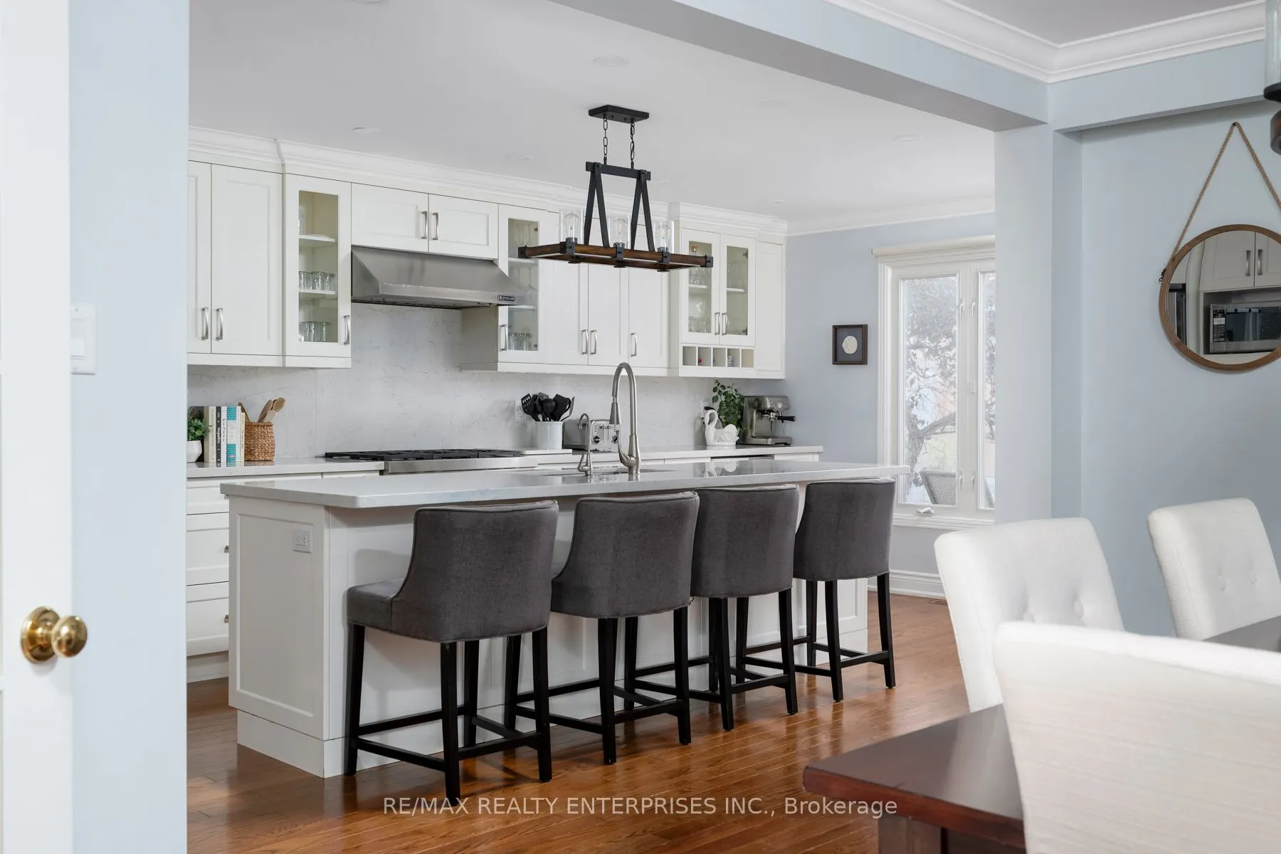 1101 Fieldstone Circle