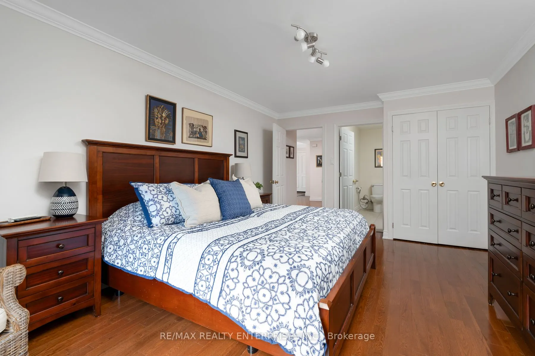 1101 Fieldstone Circle