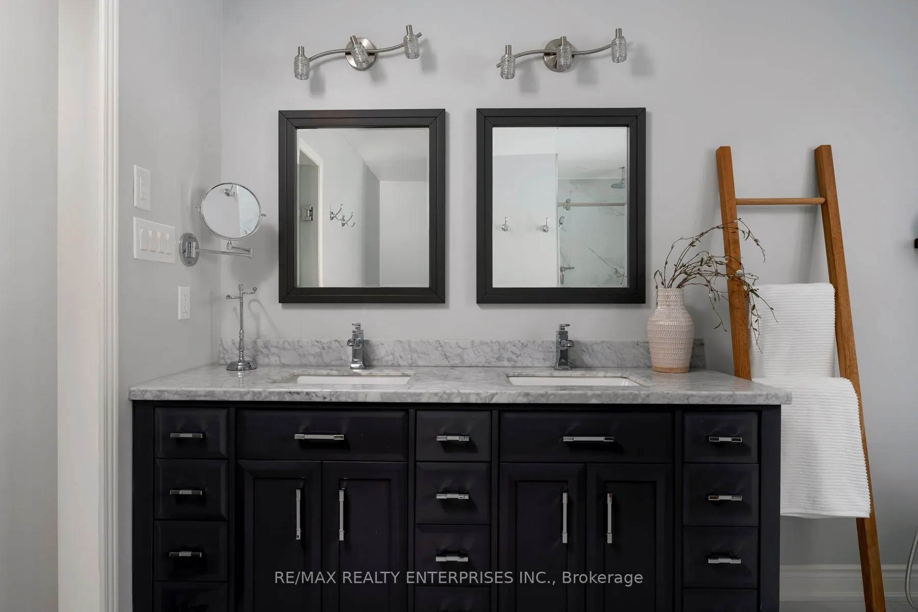 1101 Fieldstone Circle