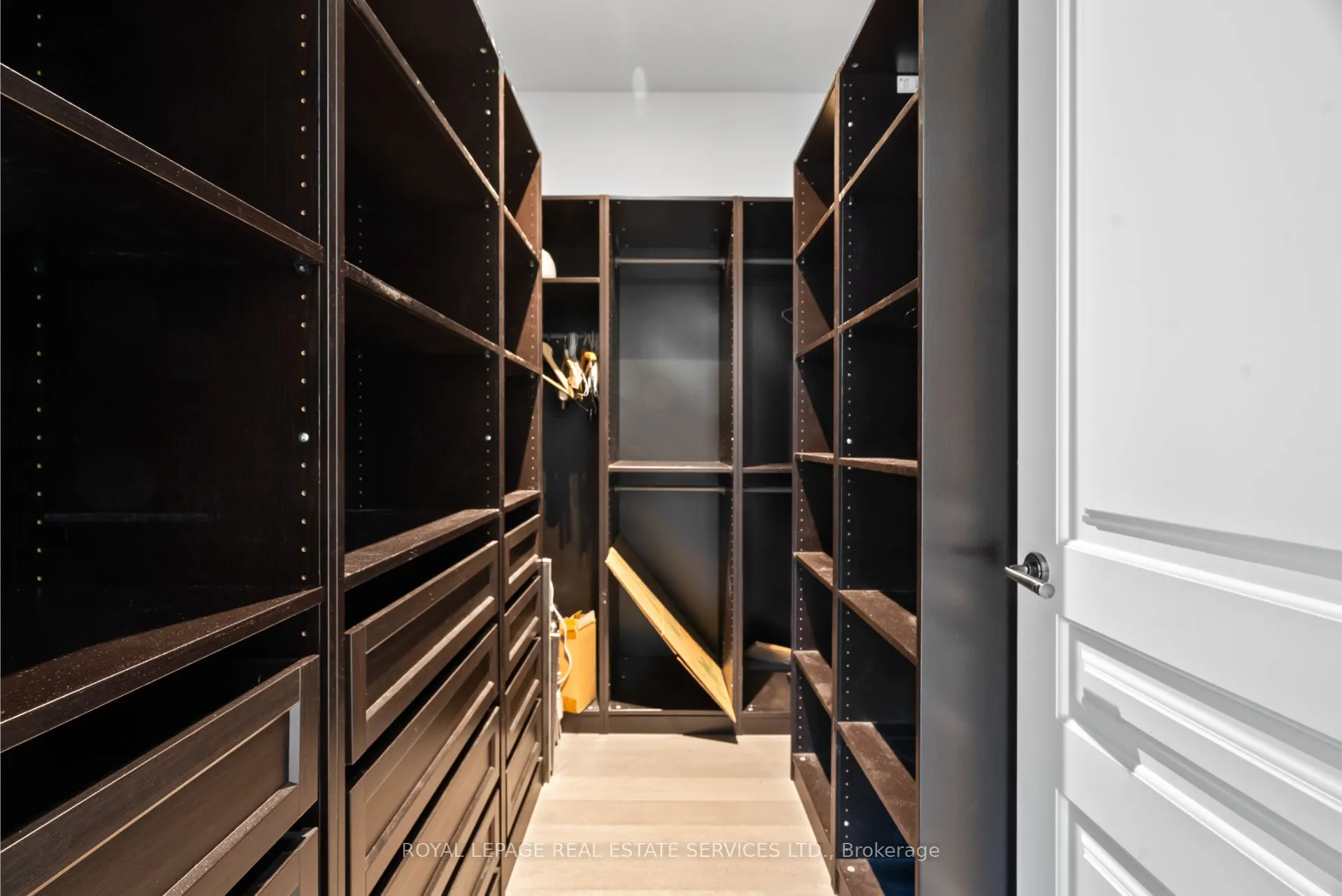 4 The Kingsway, #504