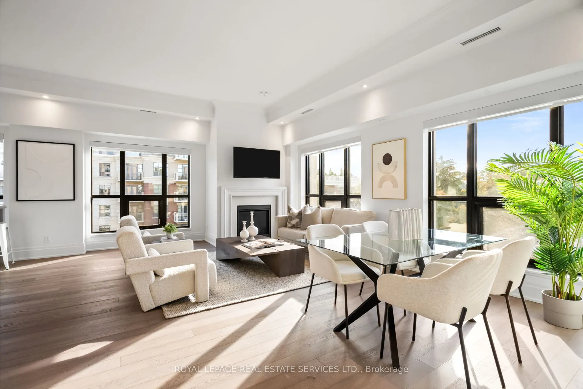 4 The Kingsway, #504