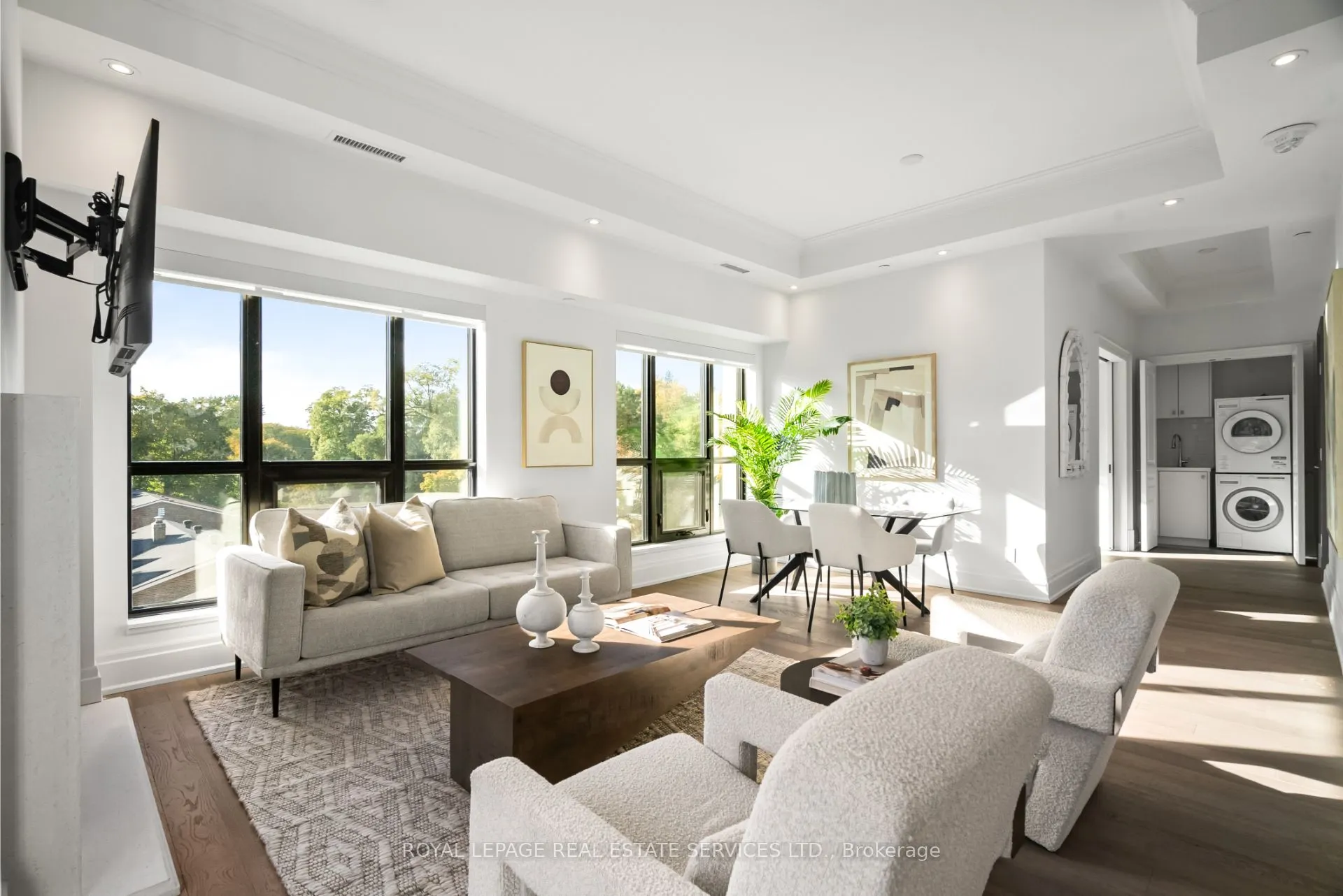 4 The Kingsway, #504