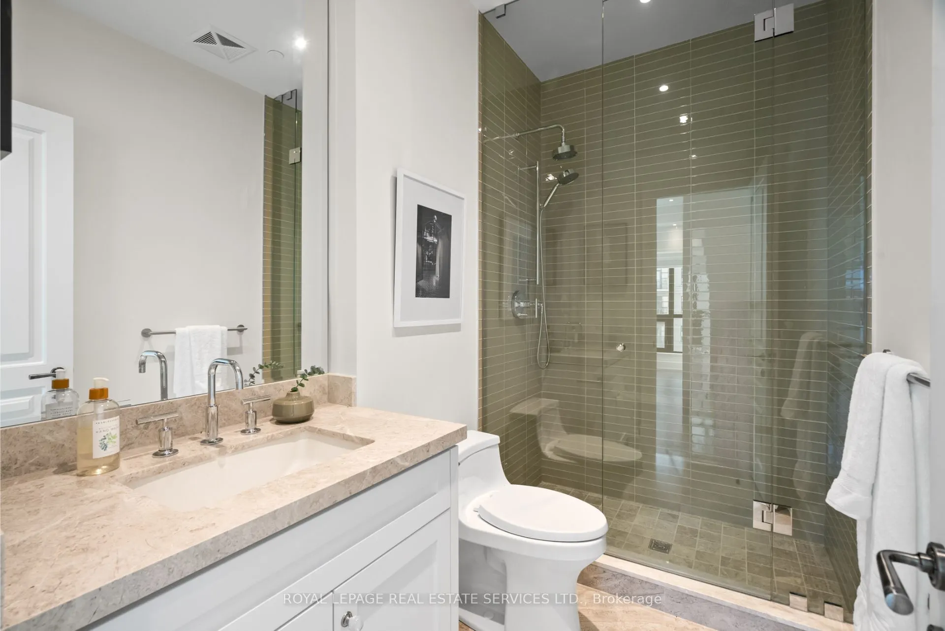 4 The Kingsway, #504