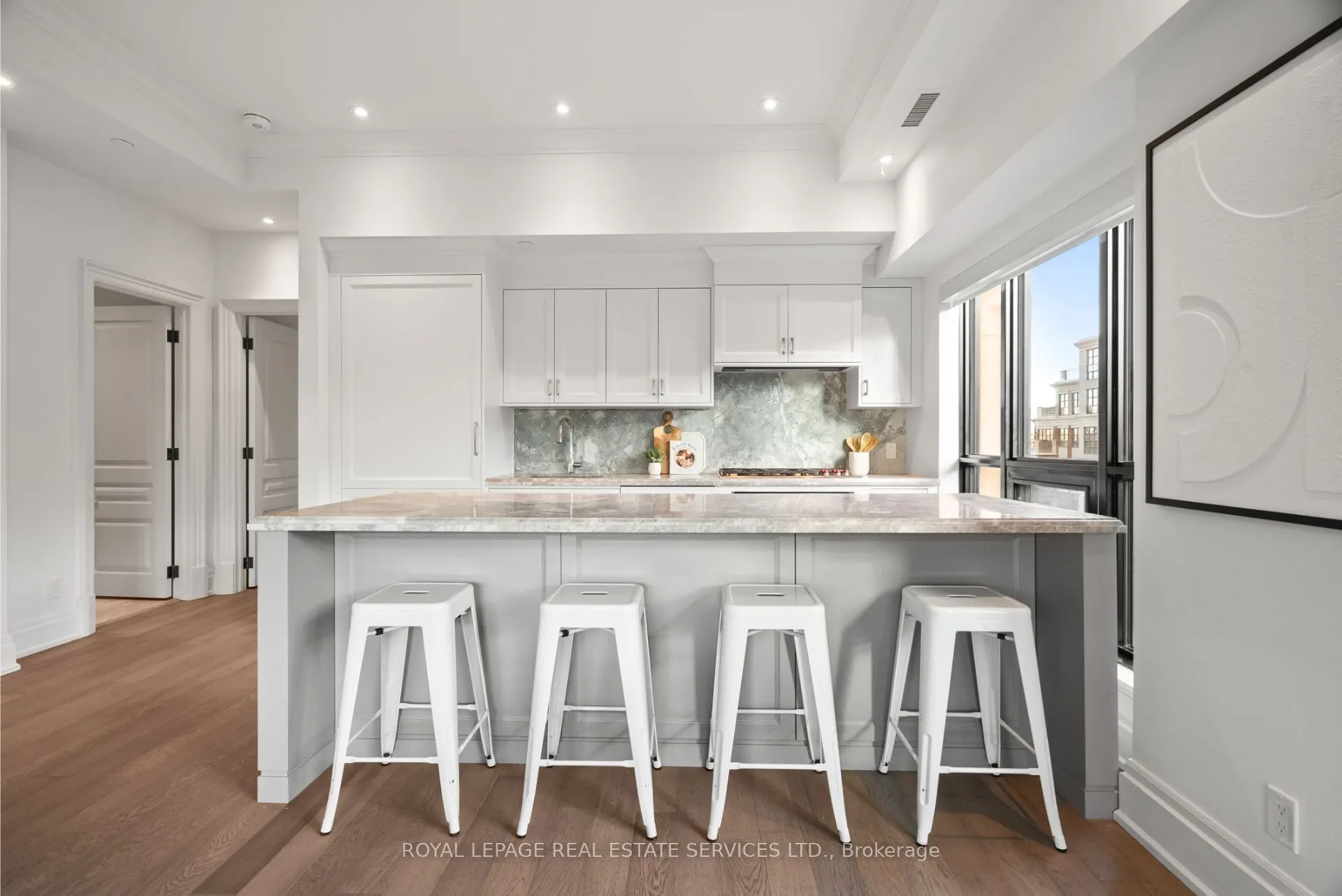 4 The Kingsway, #504