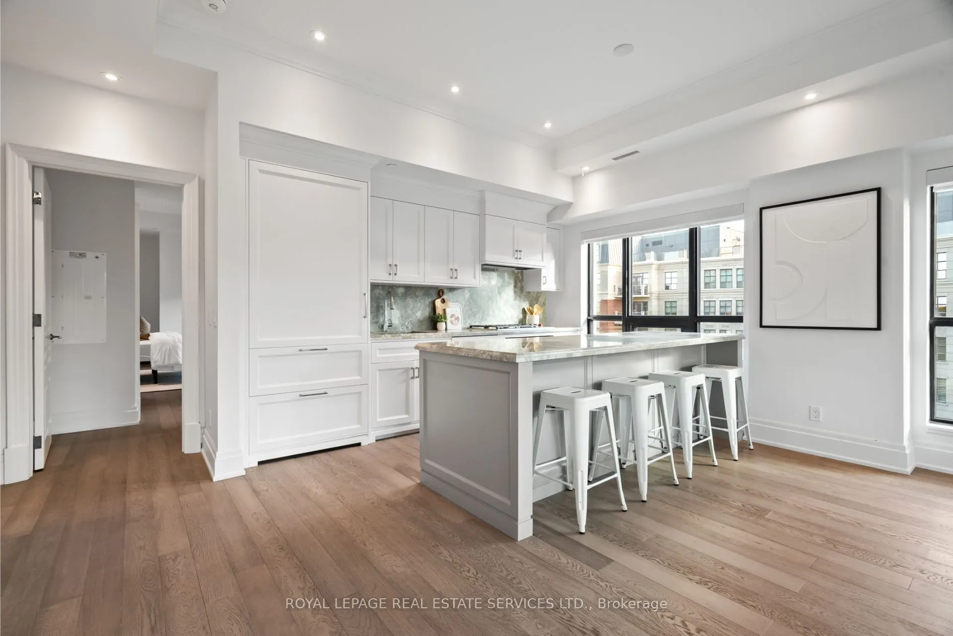 4 The Kingsway, #504