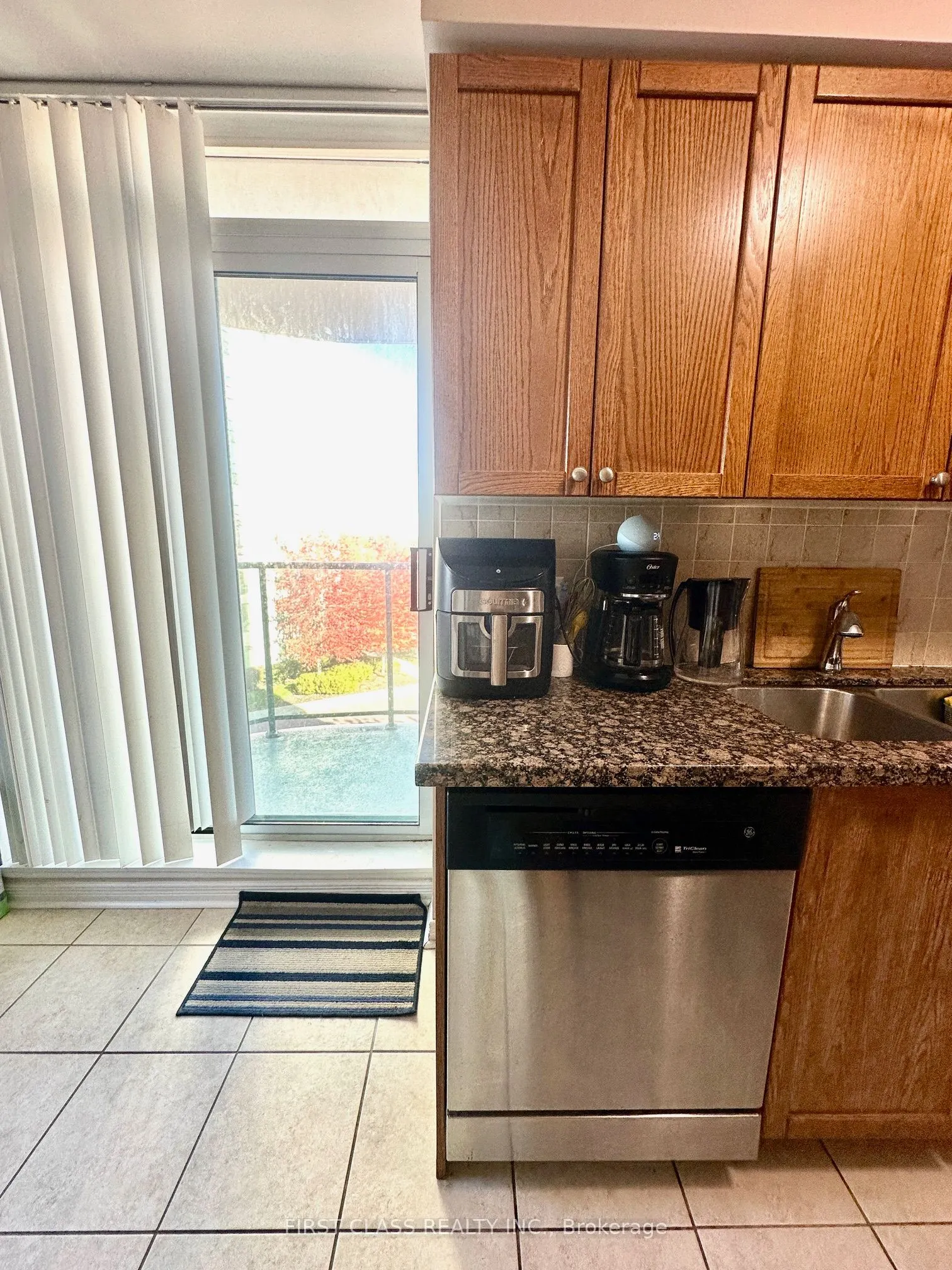 4889 Kimbermount Avenue, #403