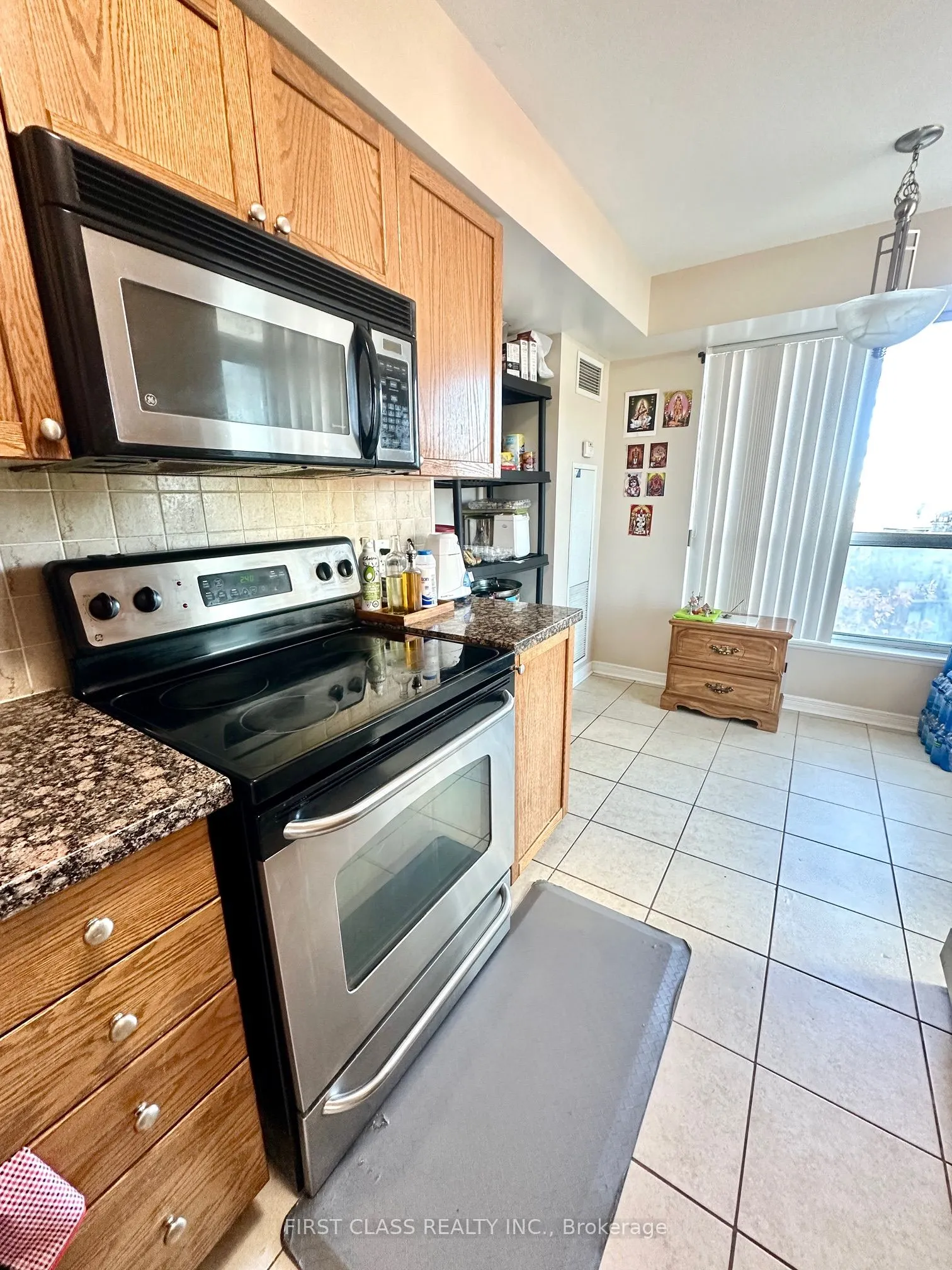 4889 Kimbermount Avenue, #403