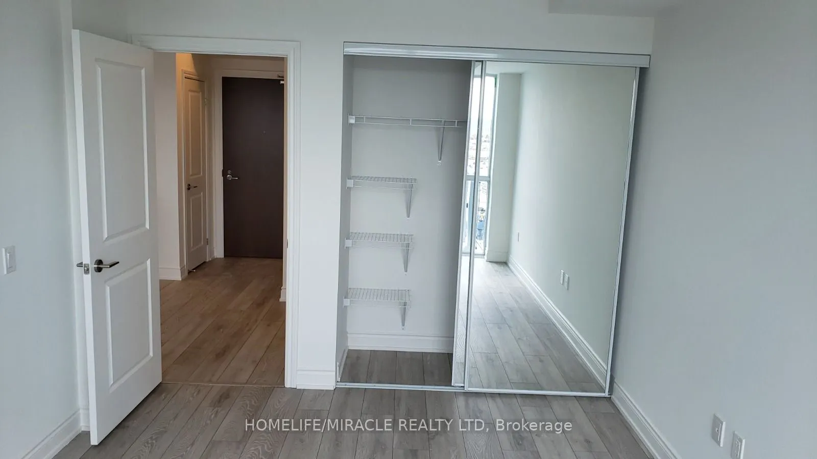 1050 Main Street, #803