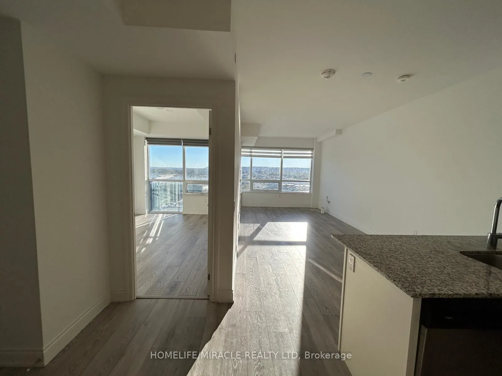 1050 Main Street, #803