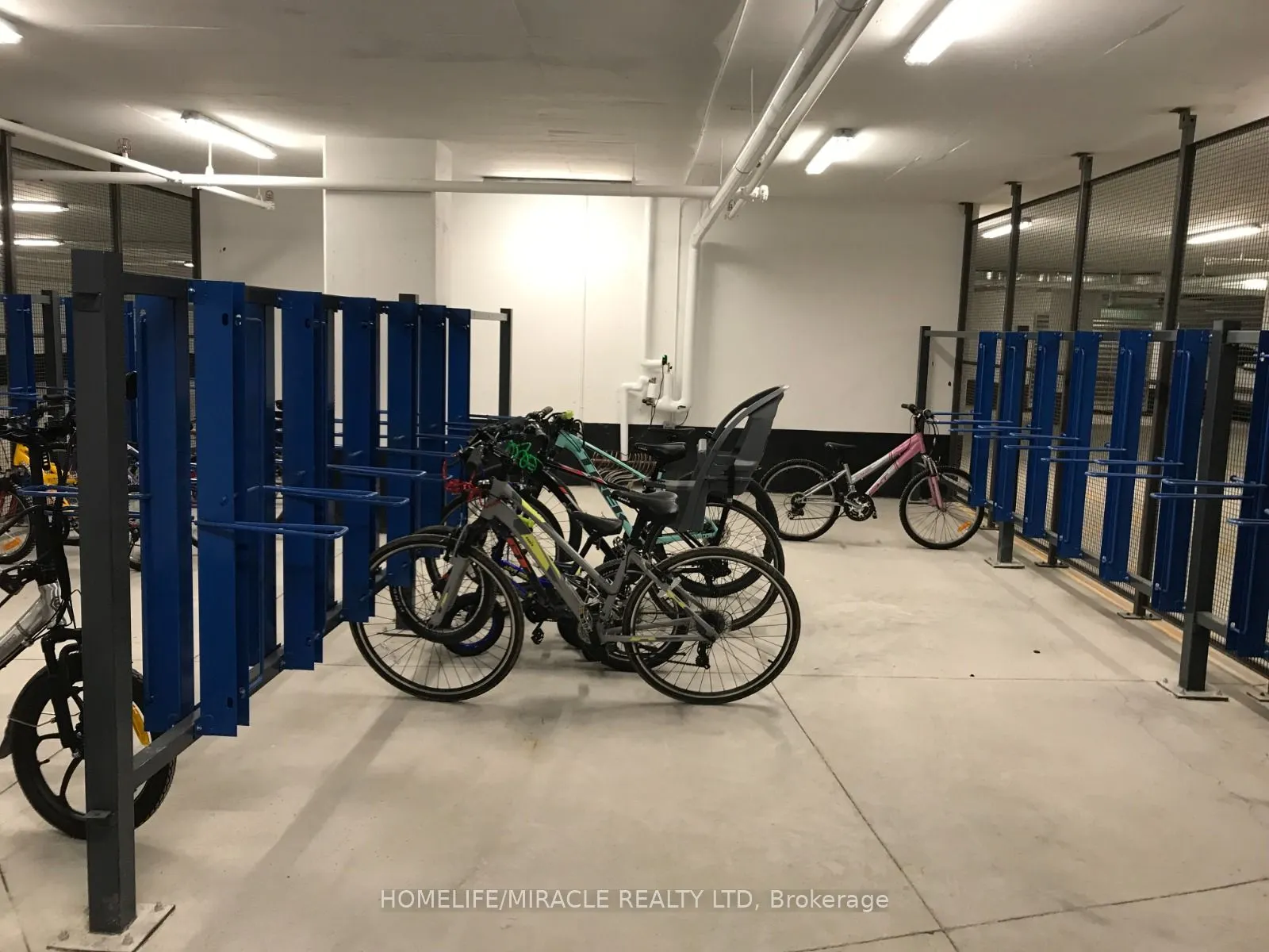 1050 Main Street, #803