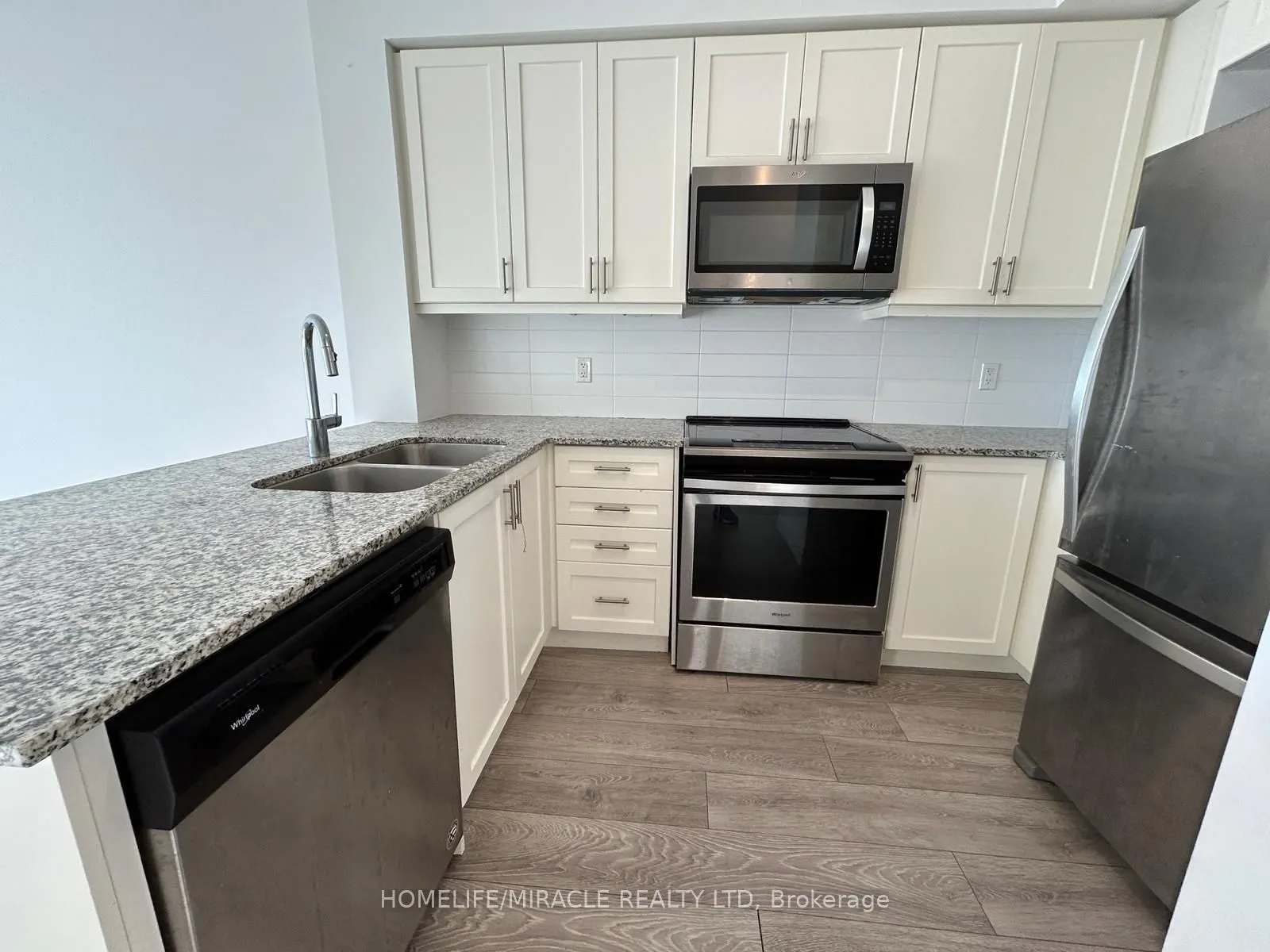 1050 Main Street, #803