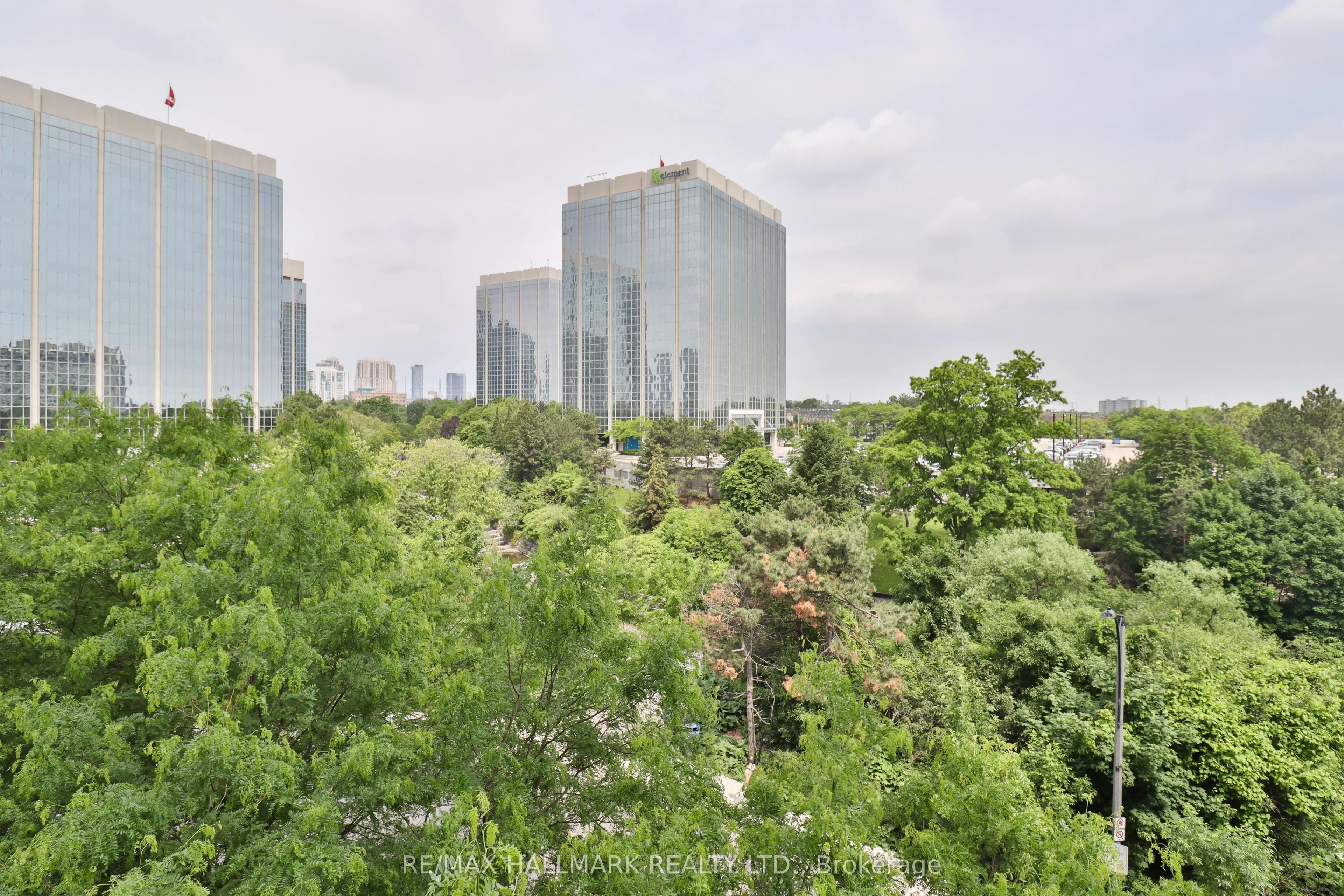 80 Absolute Avenue, #511