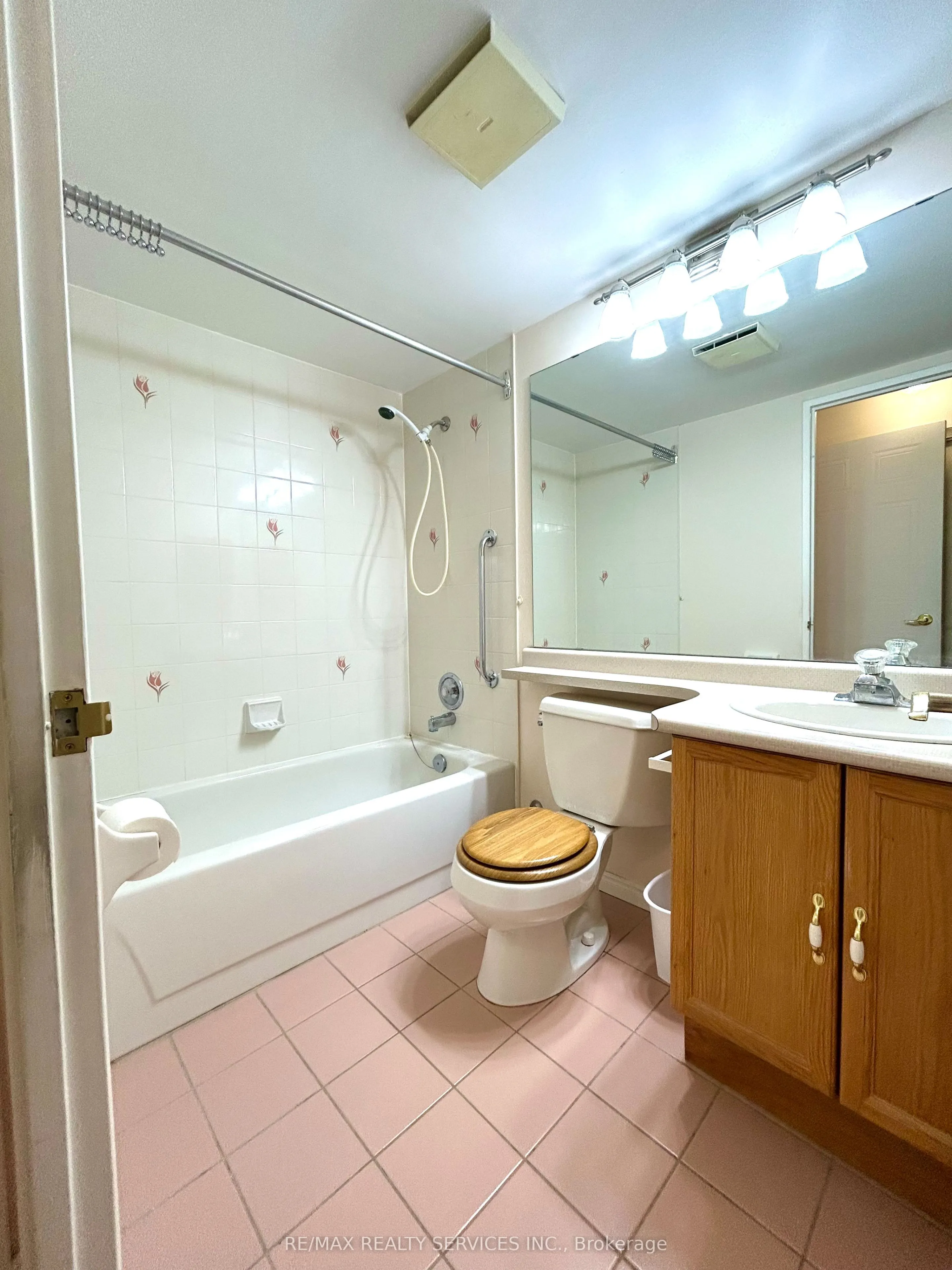 8351 McLaughlin Road, #308