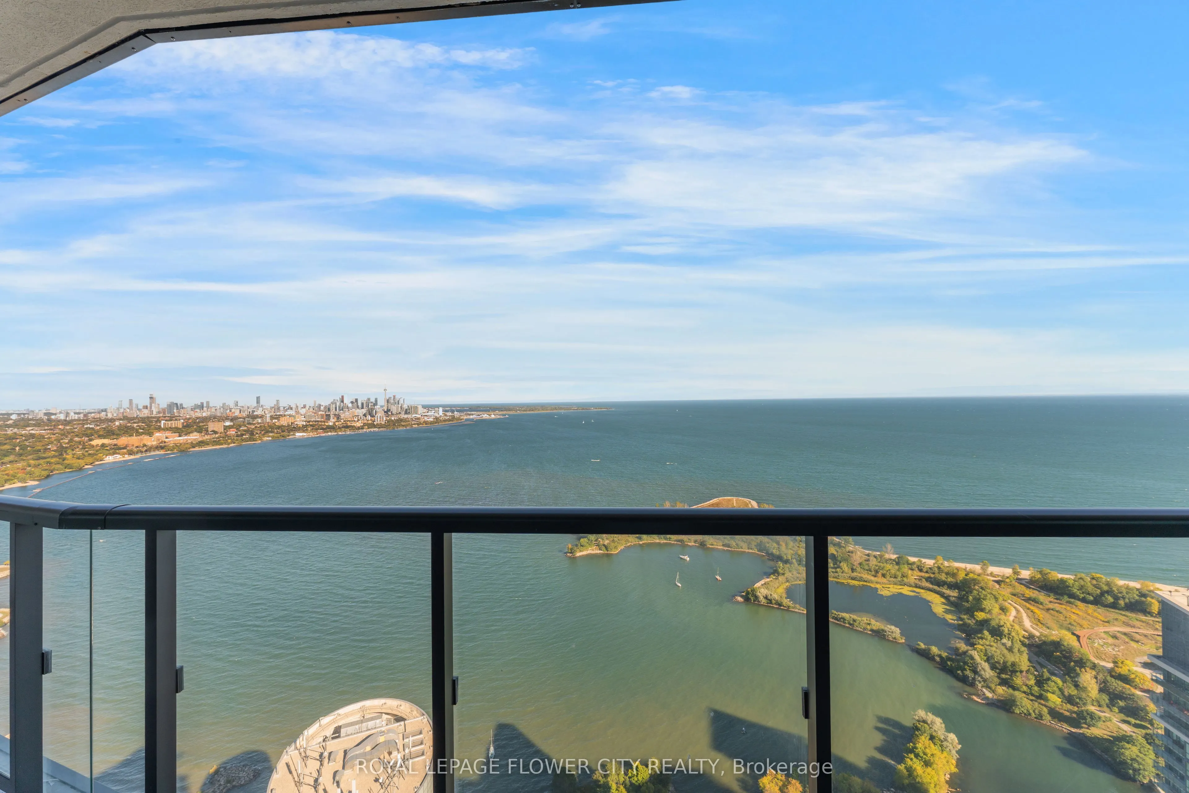 38 Annie Craig Drive, #PH404