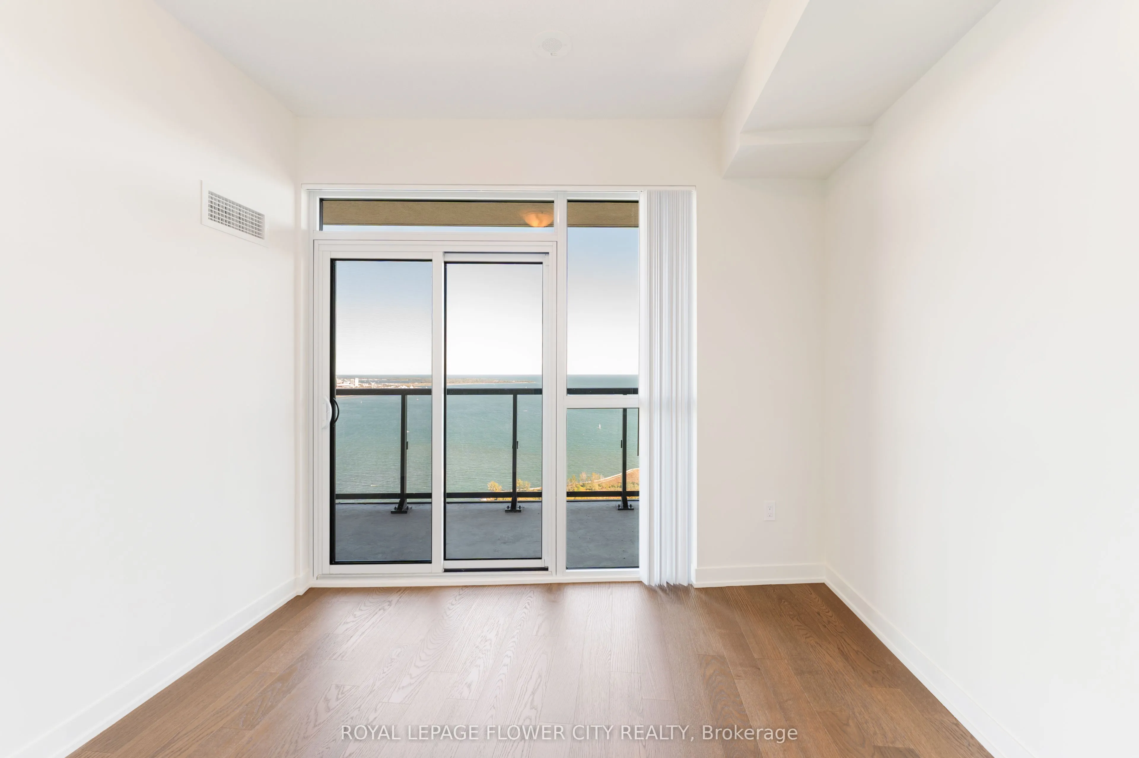 38 Annie Craig Drive, #PH404