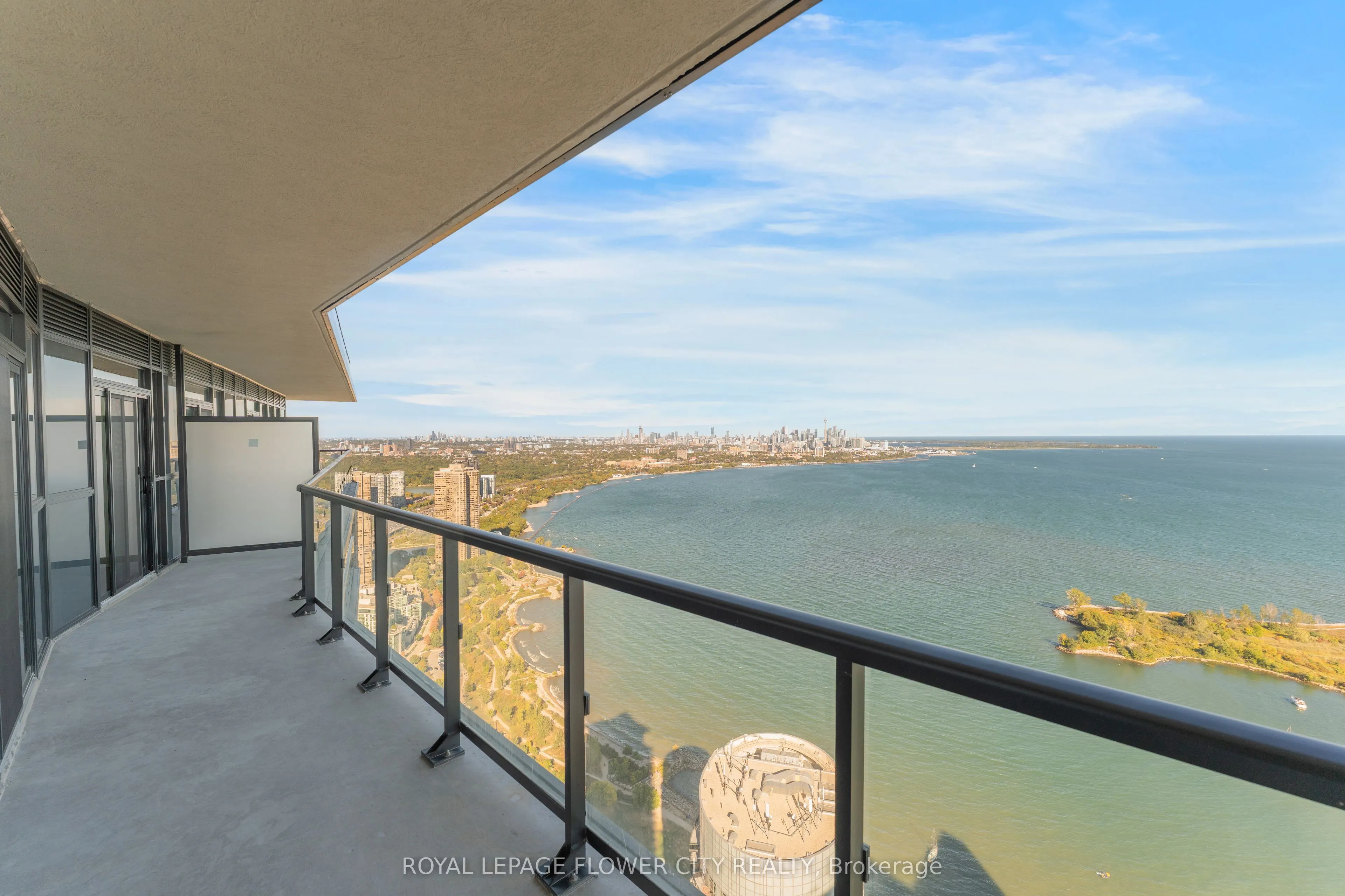 38 Annie Craig Drive, #PH404