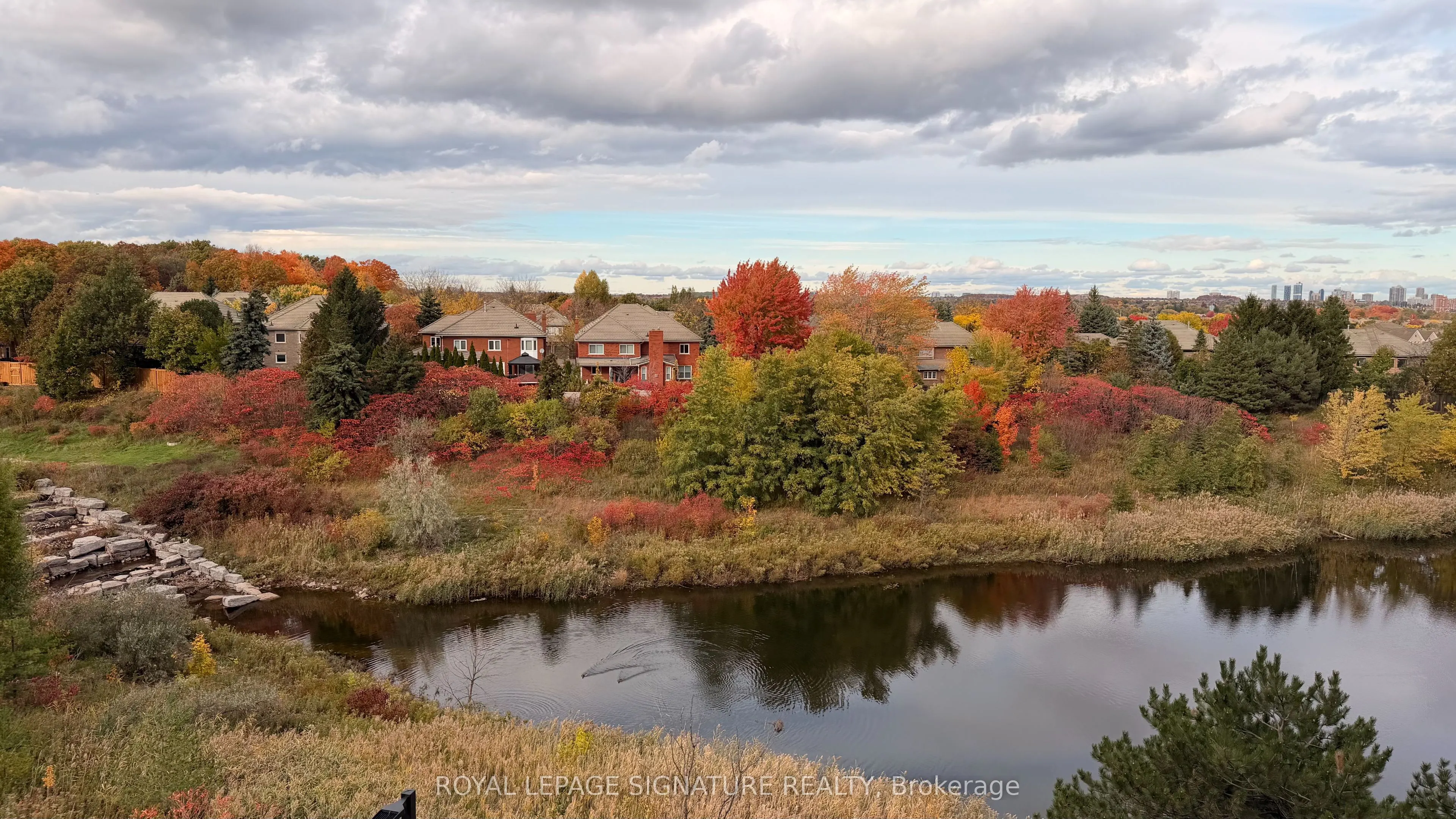 2495 Eglinton Avenue W, #414