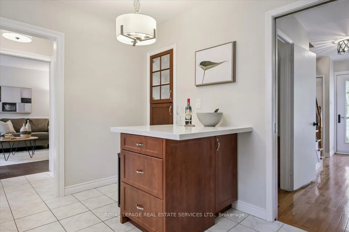 2340 Homelands Drive