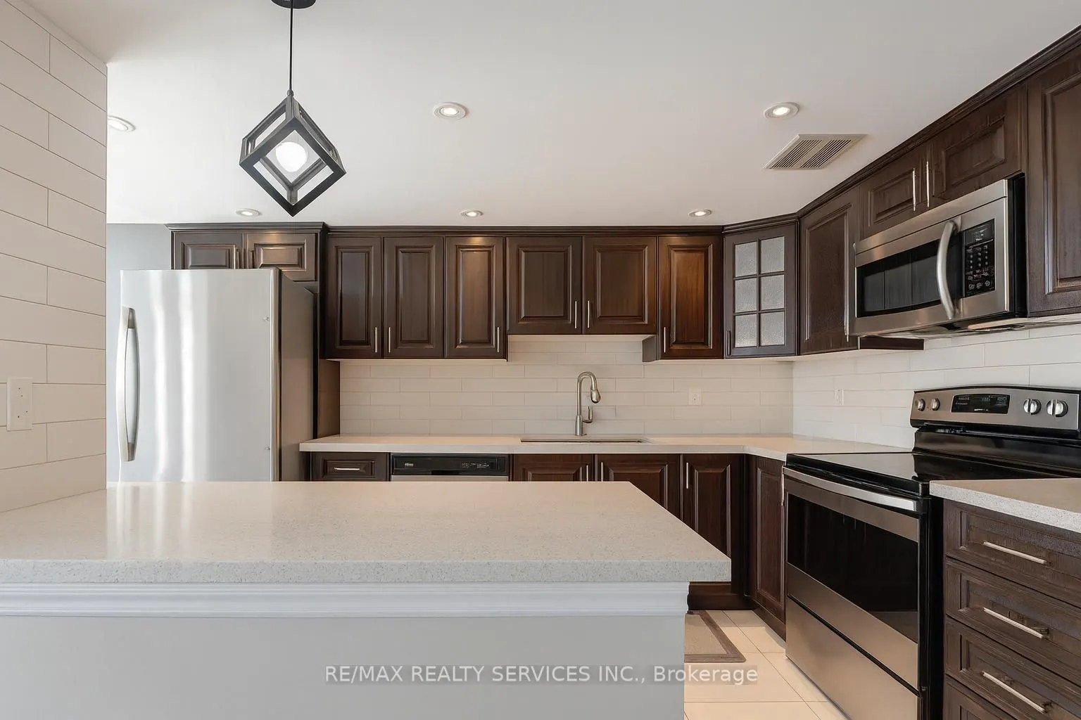 350 Webb Drive, #1107