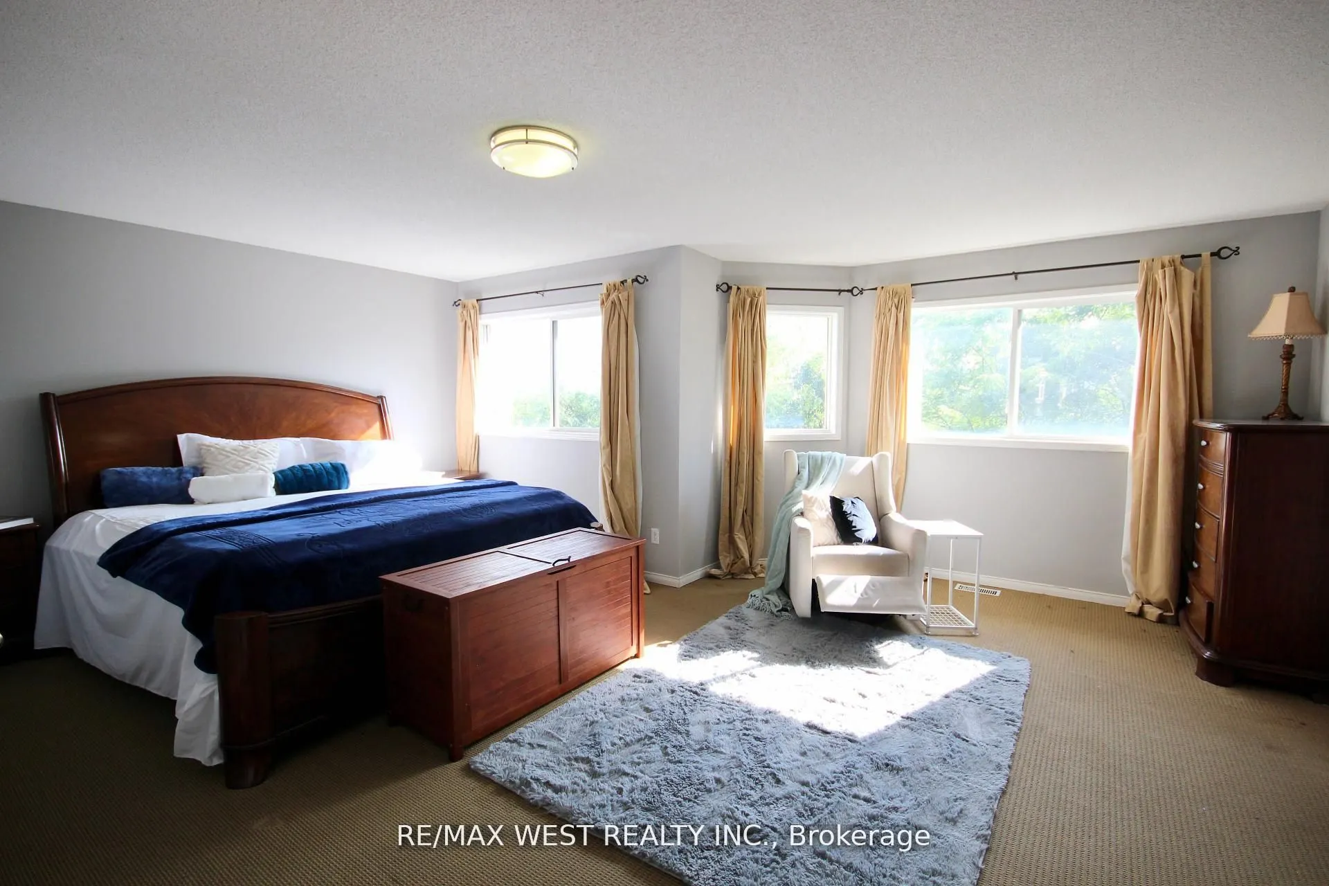 7374 Black Walnut Trail