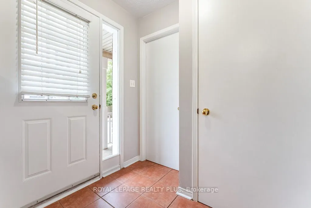 6830 Meadowvale Town Centre, #69