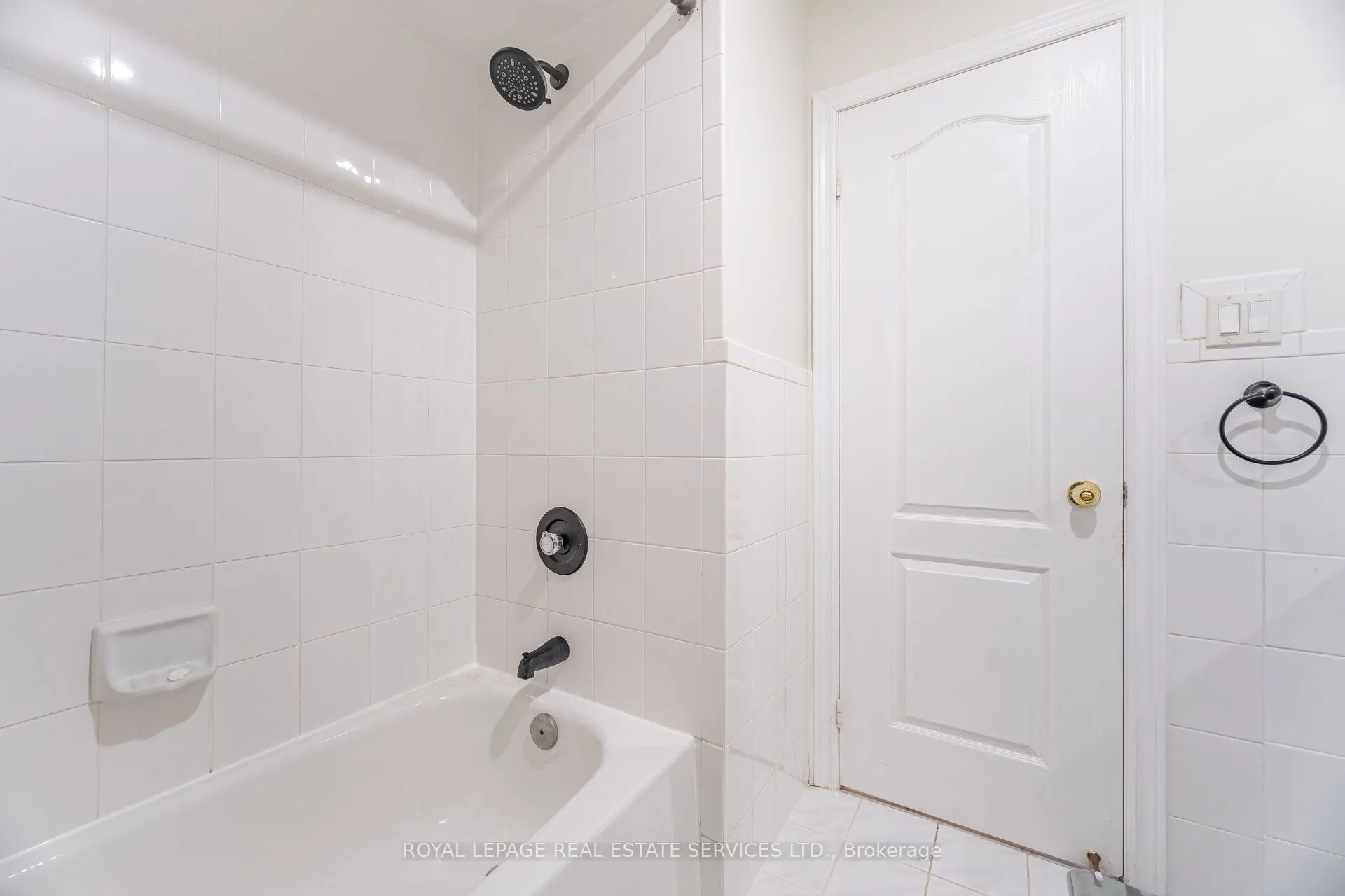 52 Wildberry Crescent