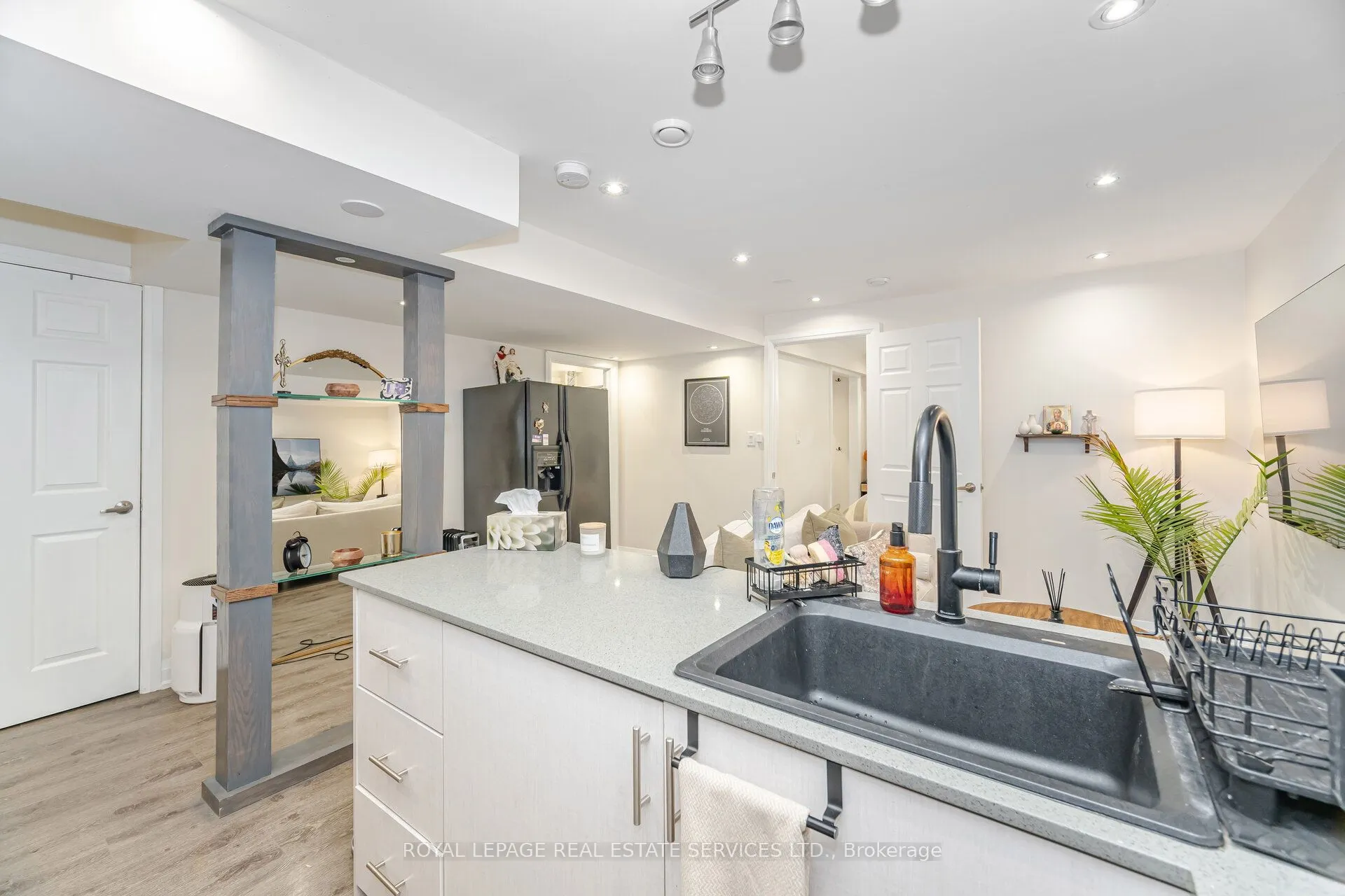 52 Wildberry Crescent