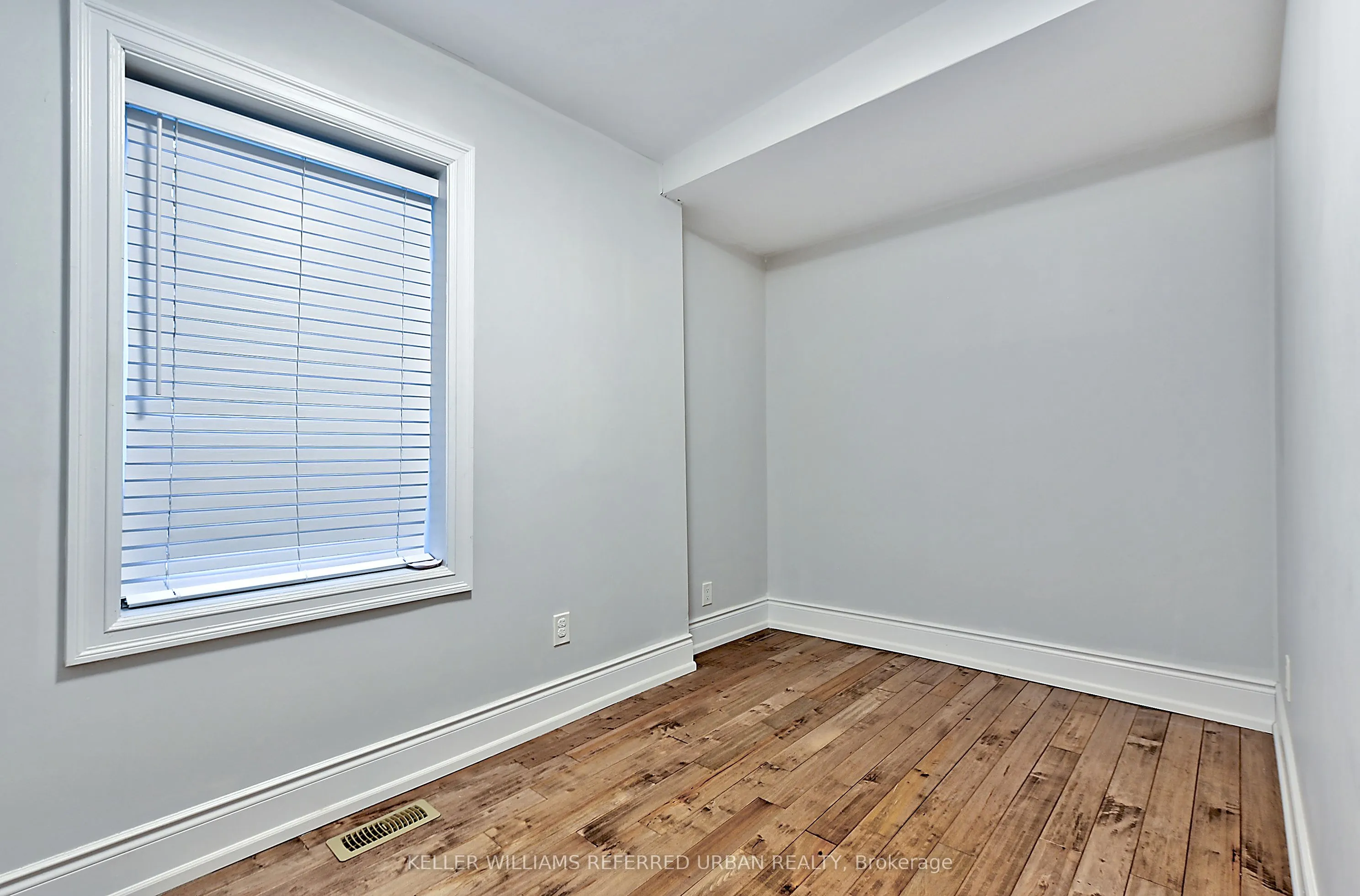 48 Lansdowne Avenue, #A