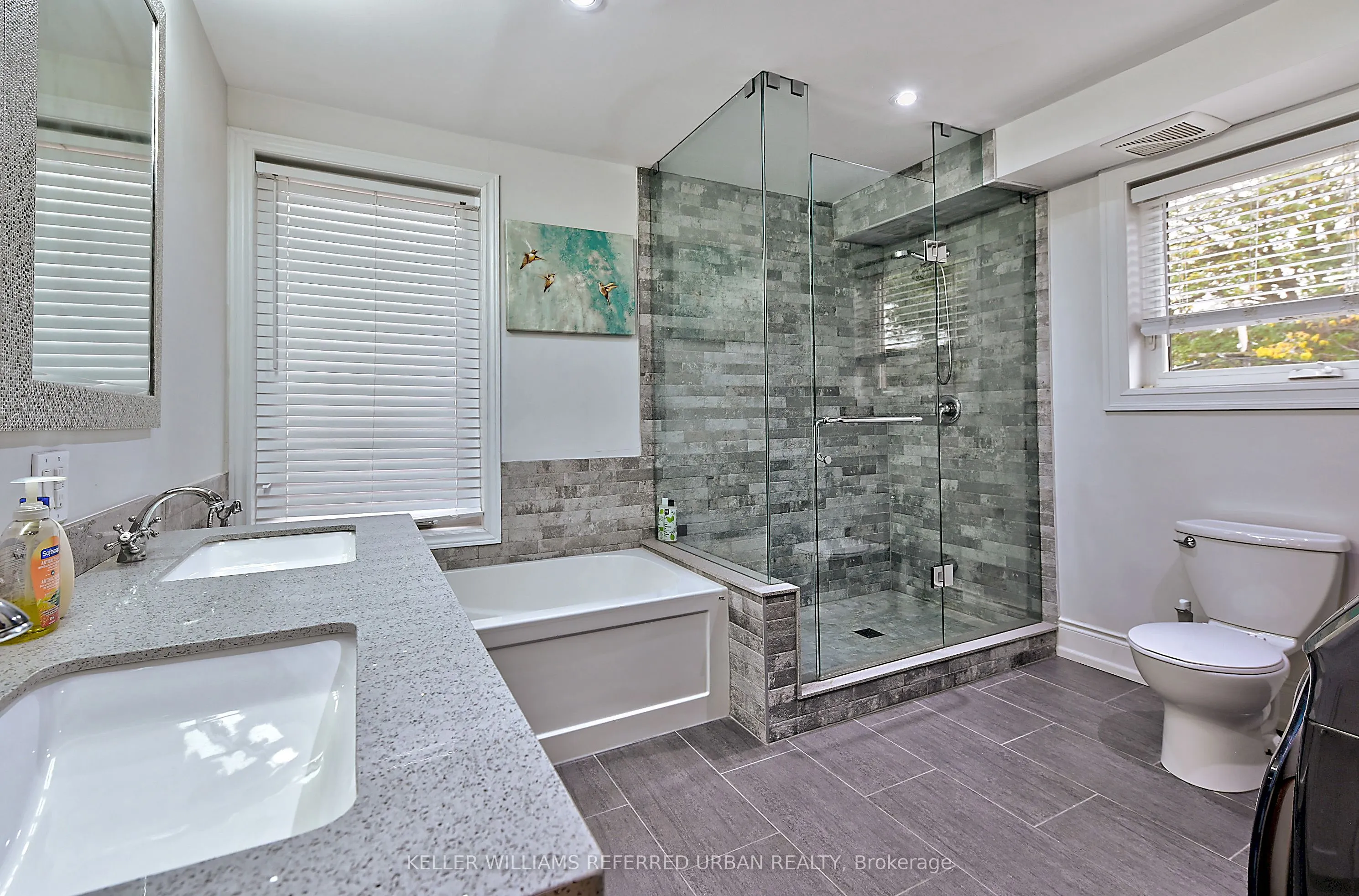 48 Lansdowne Avenue, #A